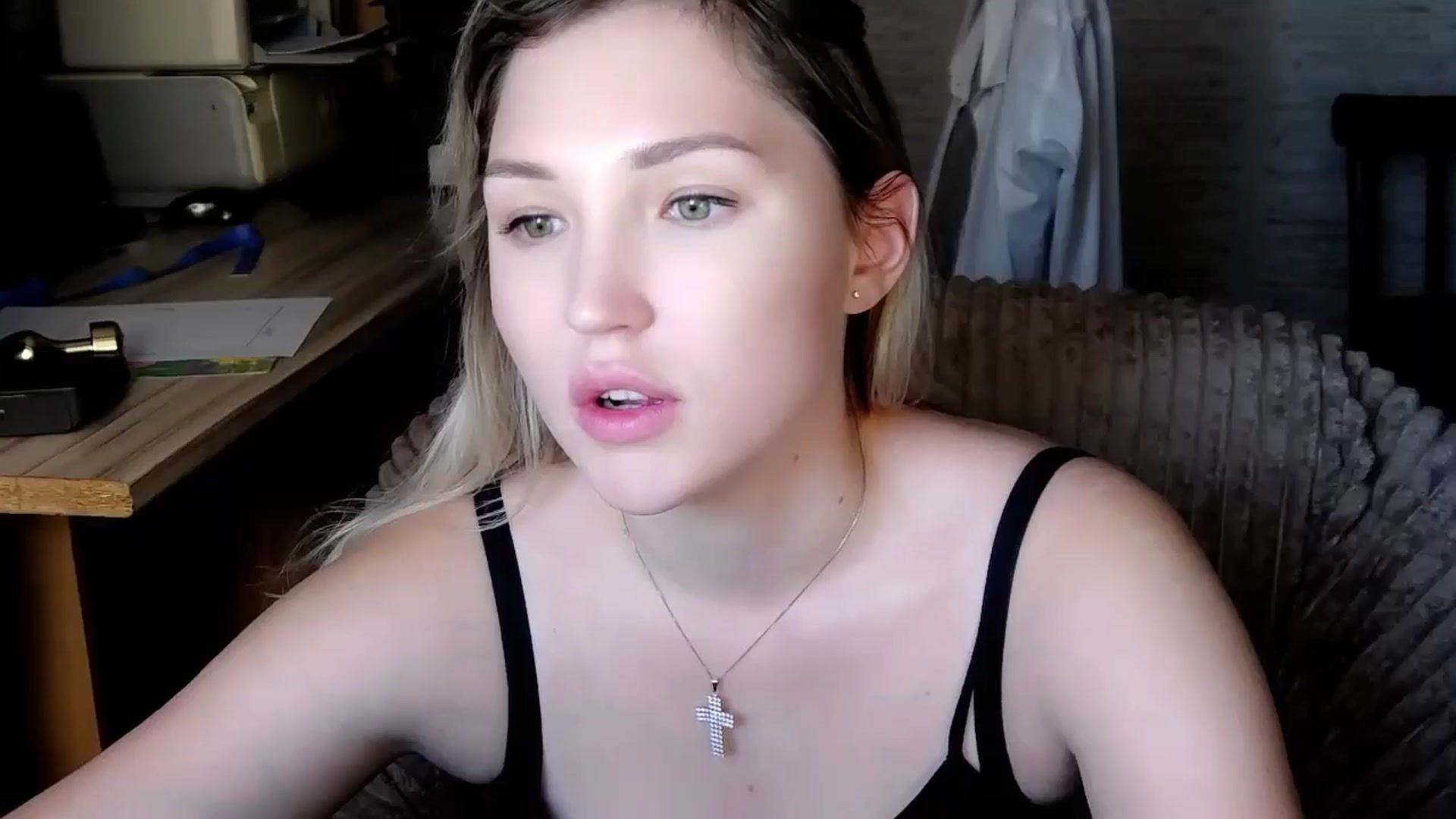 Gallery image thumbnail from Ashley_cutie_'s myfreecams stream on, 08/21/2024, 09:35 image 18 of 20