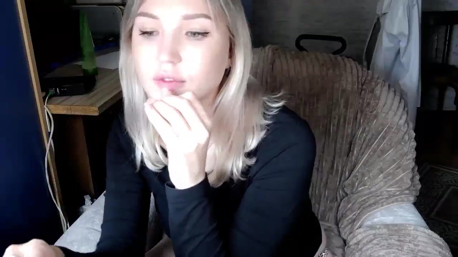 Gallery image thumbnail from Ashley_cutie_'s myfreecams stream on, 08/23/2024, 07:38 image 10 of 20