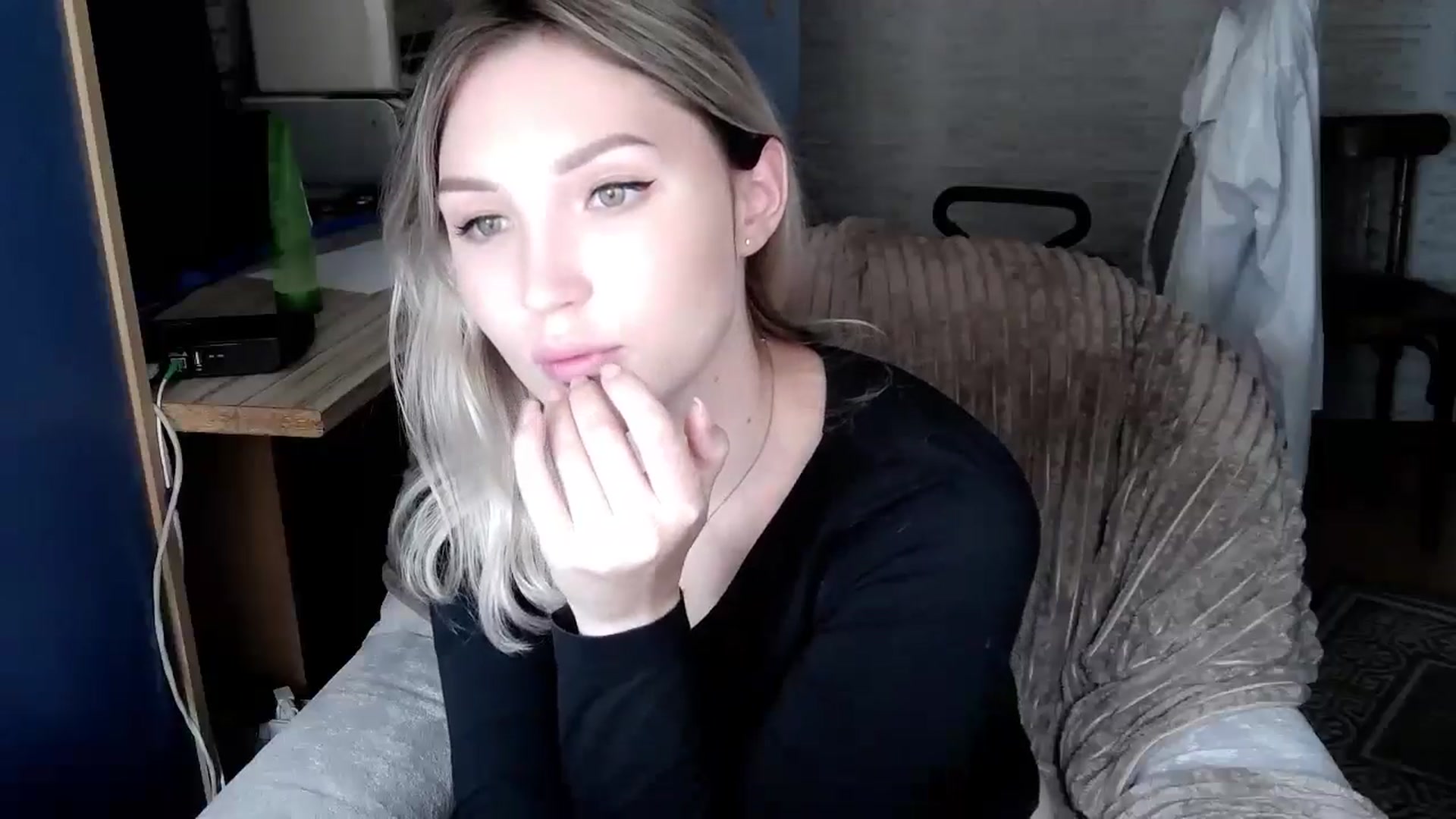 Gallery image thumbnail from Ashley_cutie_'s myfreecams stream on, 08/23/2024, 07:38 image 12 of 20