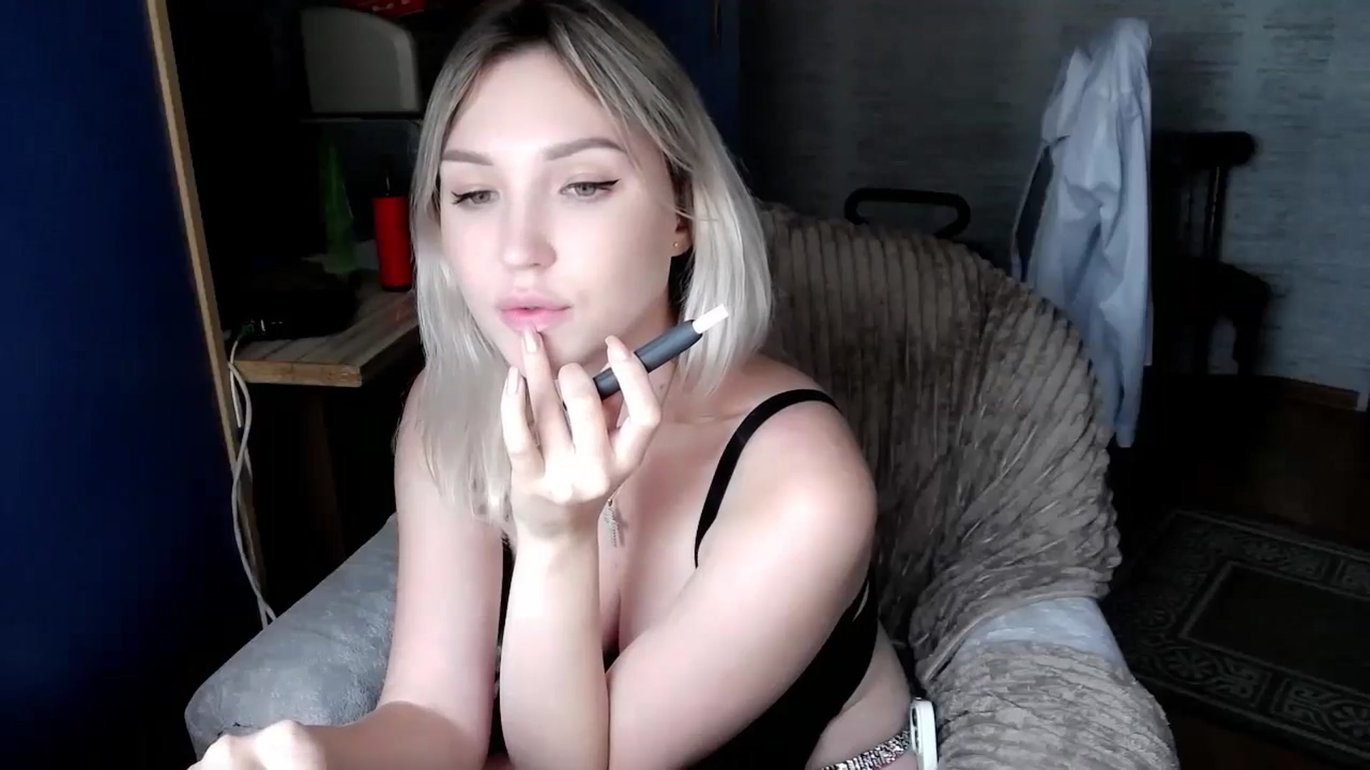 Gallery image thumbnail from Ashley_cutie_'s myfreecams stream on, 08/23/2024, 08:25 image 7 of 20