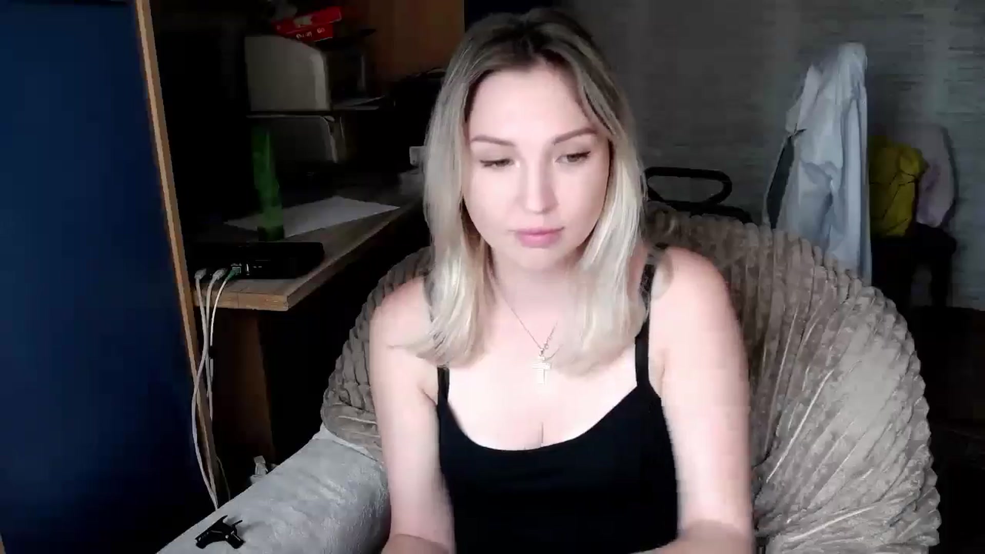 Gallery image thumbnail from Ashley_cutie_'s myfreecams stream on, 08/26/2024, 09:49 image 9 of 20
