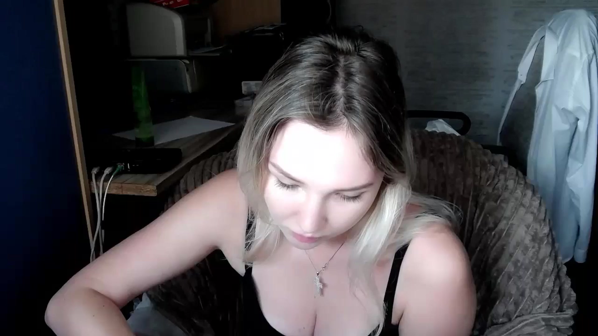 Gallery image thumbnail from Ashley_cutie_'s myfreecams stream on, 08/26/2024, 09:49 image 17 of 20