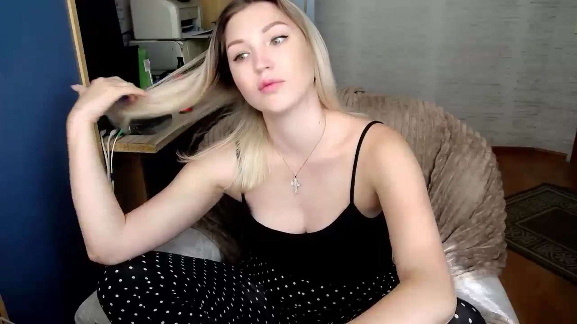 Gallery image thumbnail from Ashley_cutie_'s myfreecams stream on, 08/27/2024, 07:52 image 4 of 20