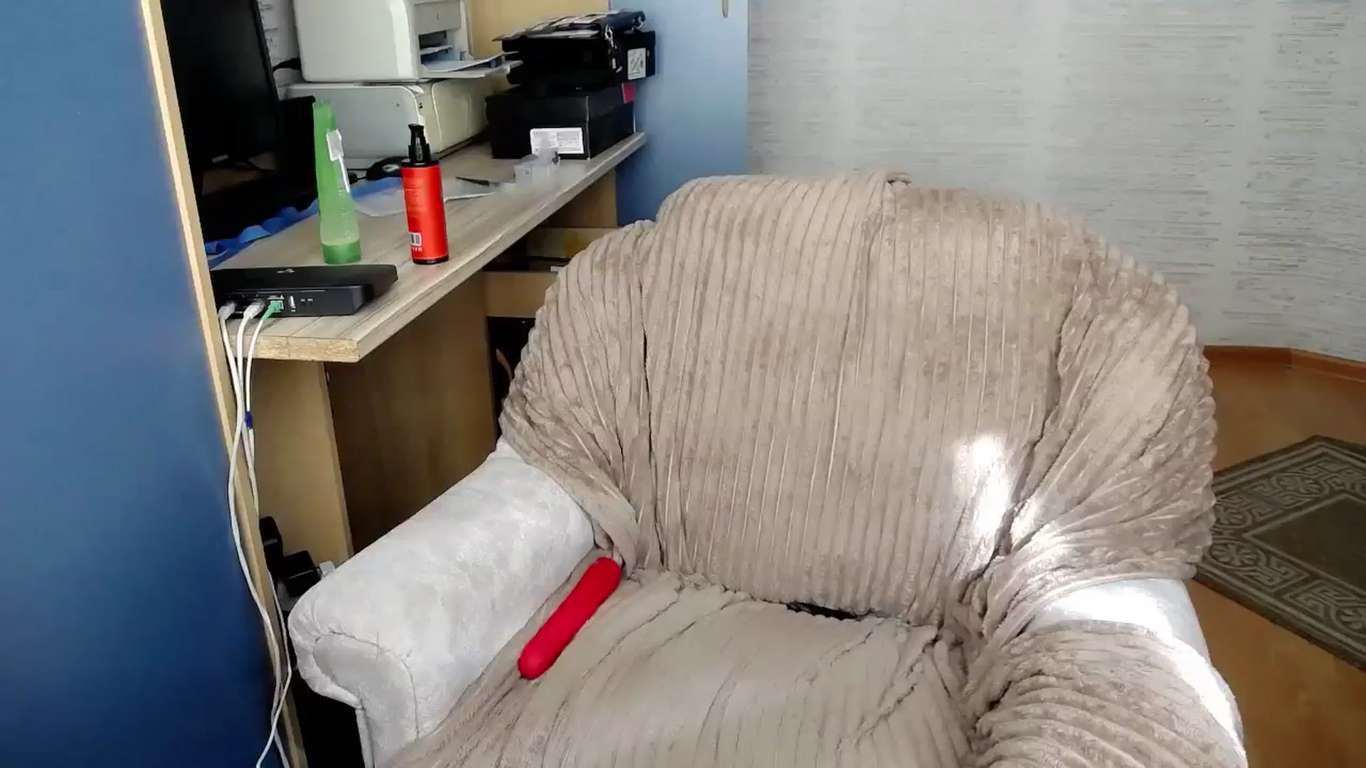 Gallery image thumbnail from Ashley_cutie_'s myfreecams stream on, 08/27/2024, 07:52 image 1 of 20