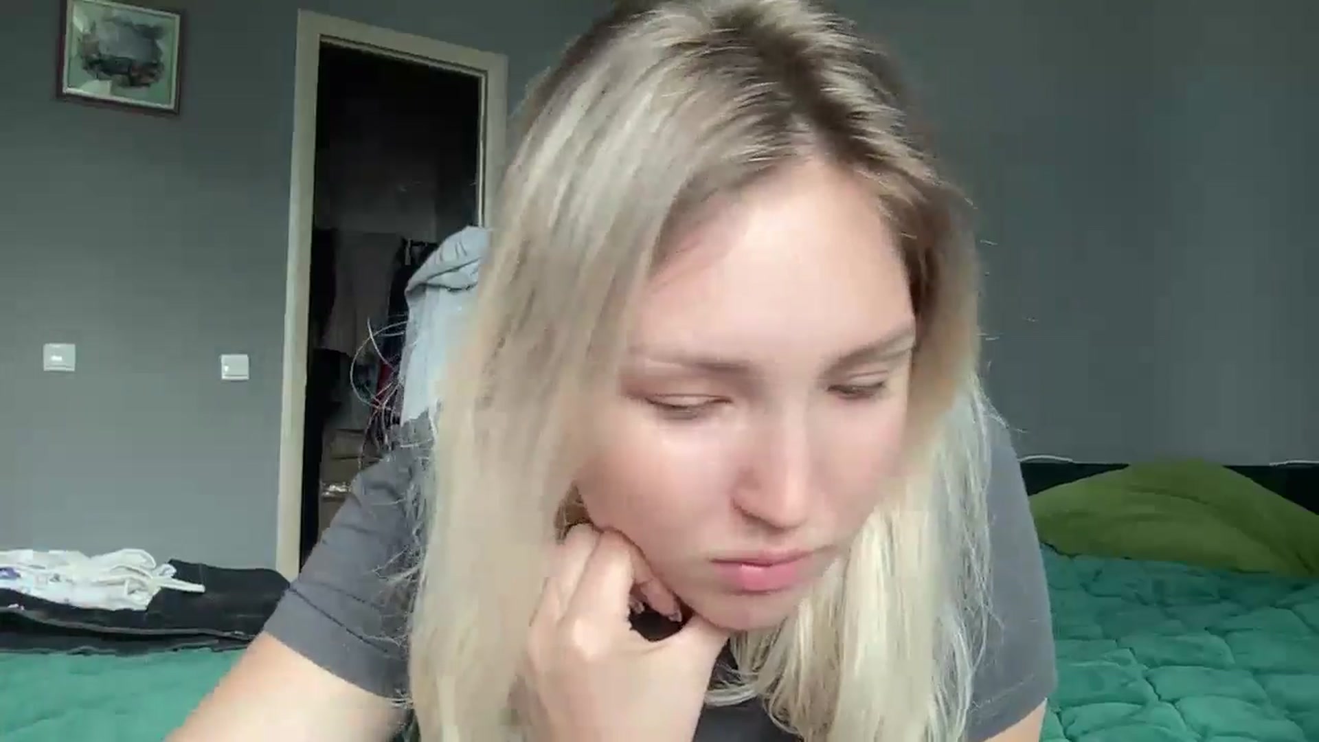 Gallery image thumbnail from Ashley_cutie_'s myfreecams stream on, 08/30/2024, 08:34 image 9 of 20