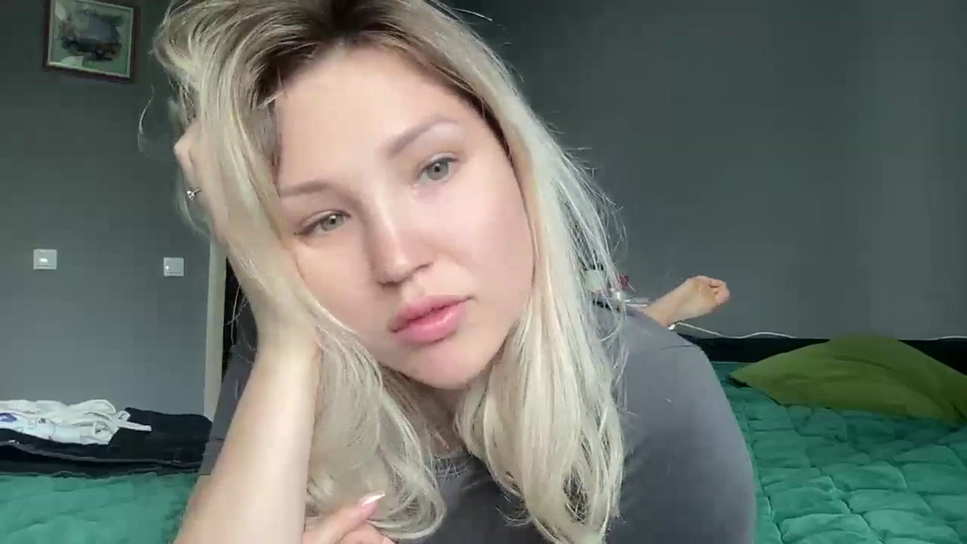Gallery image thumbnail from Ashley_cutie_'s myfreecams stream on, 08/30/2024, 08:34 image 16 of 20