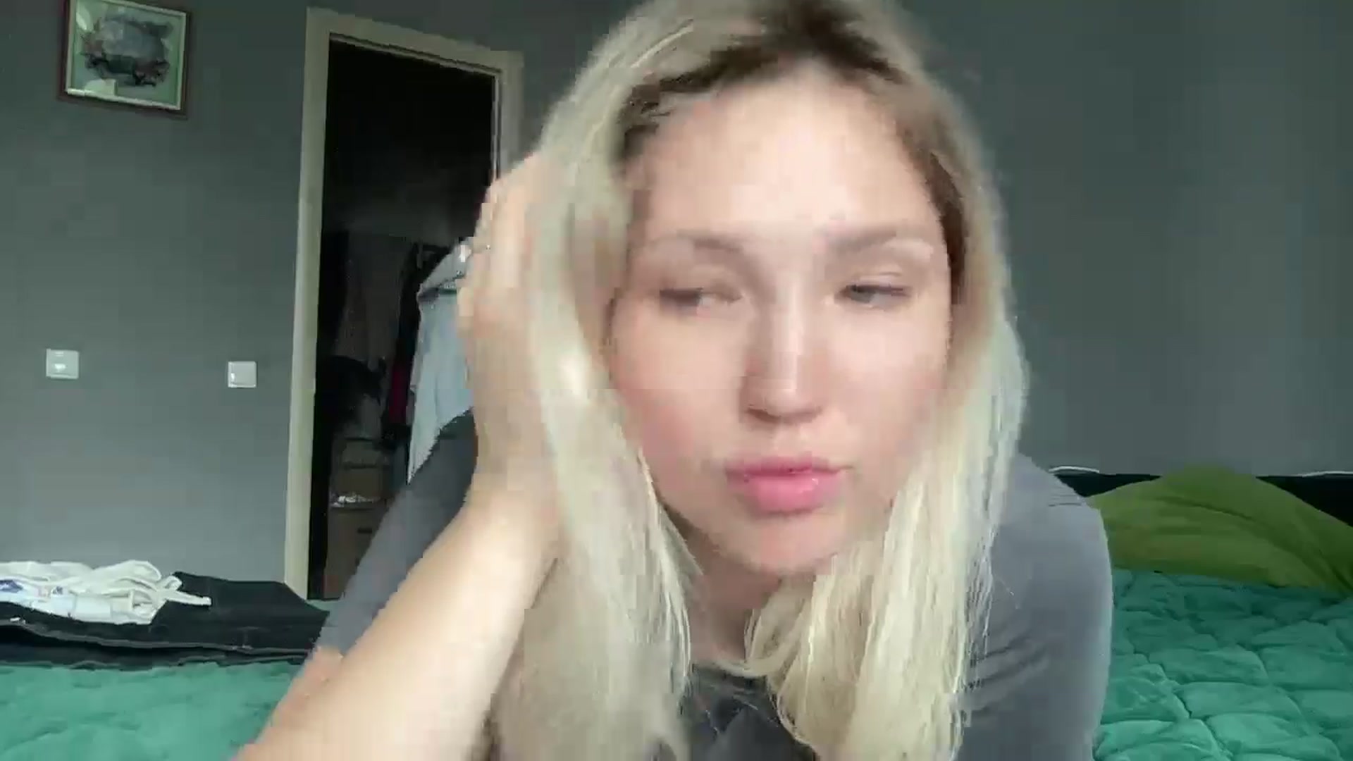 Gallery image thumbnail from Ashley_cutie_'s myfreecams stream on, 08/30/2024, 08:34 image 11 of 20