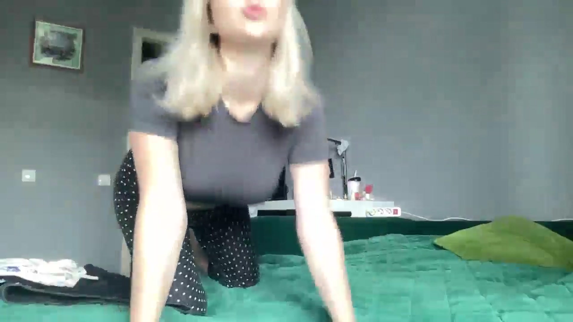 Gallery image thumbnail from Ashley_cutie_'s myfreecams stream on, 08/30/2024, 08:34 image 17 of 20
