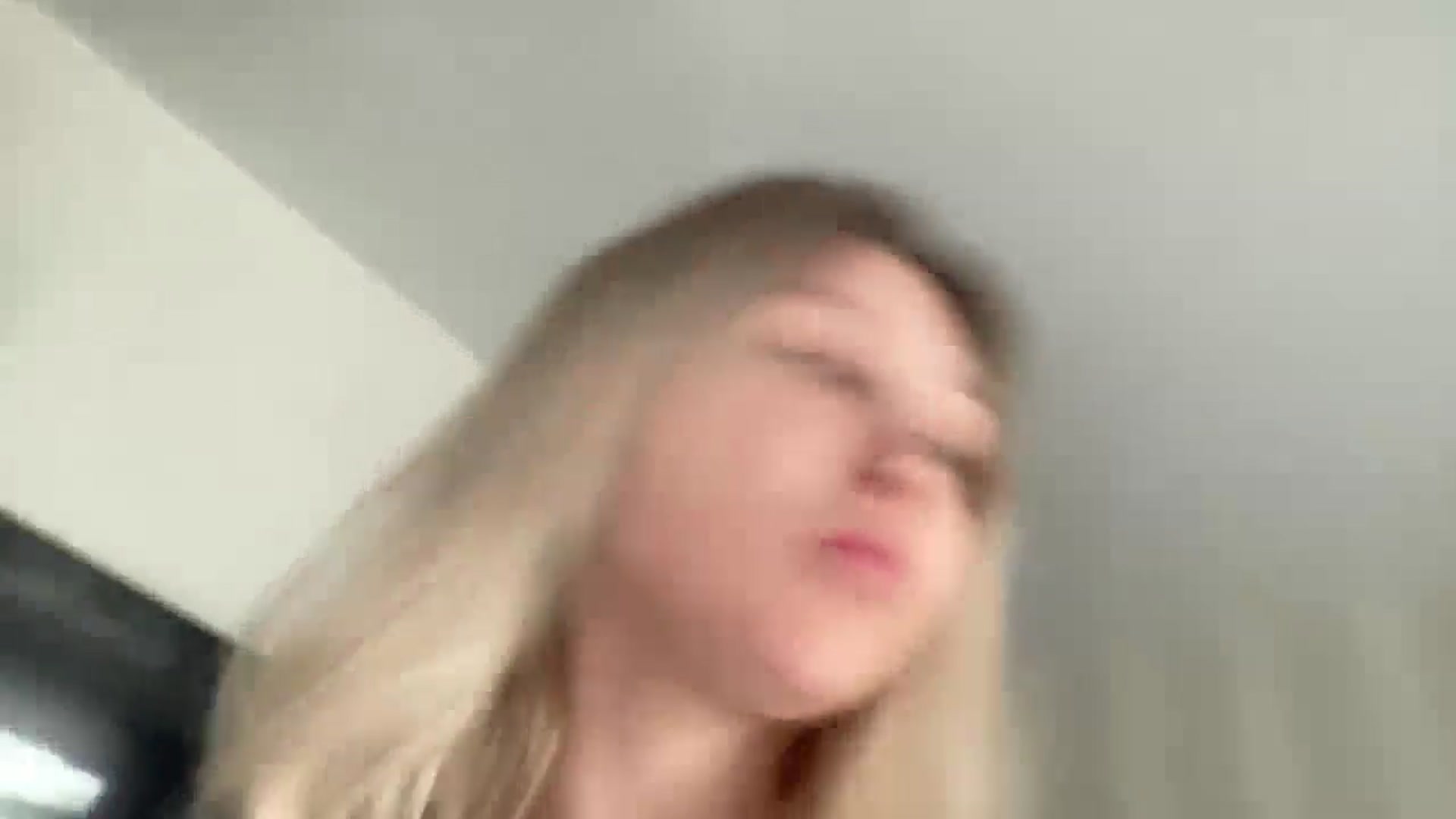 Gallery image thumbnail from Ashley_cutie_'s myfreecams stream on, 08/30/2024, 09:40 image 5 of 20