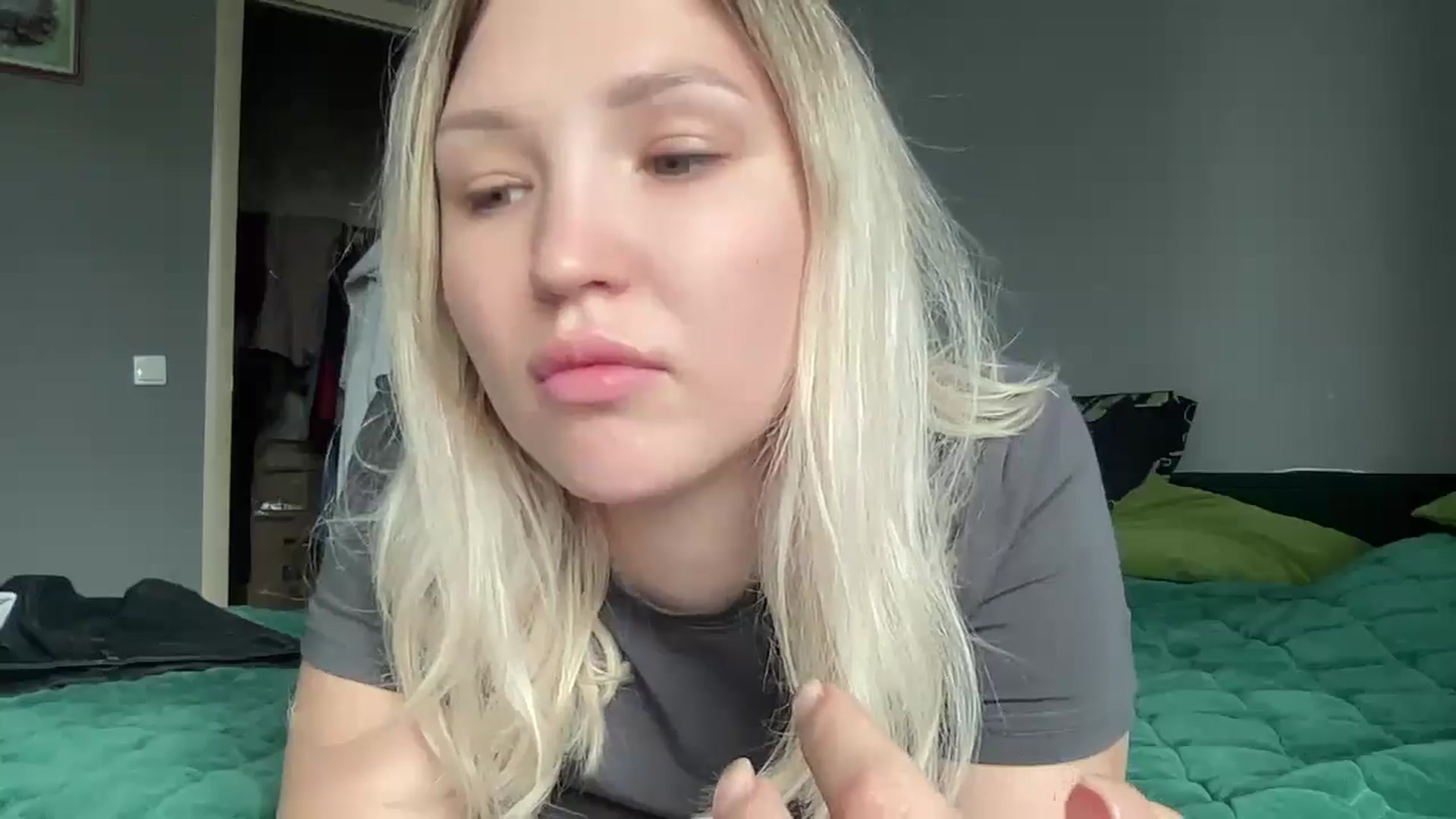 Gallery image thumbnail from Ashley_cutie_'s myfreecams stream on, 08/30/2024, 09:40 image 18 of 20