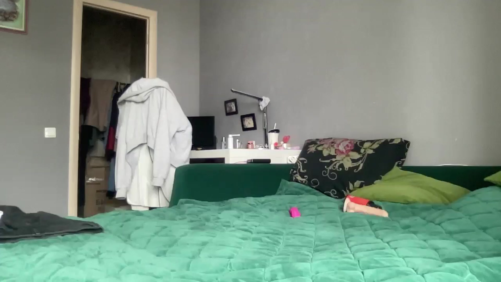 Gallery image thumbnail from Ashley_cutie_'s myfreecams stream on, 08/30/2024, 09:40 image 19 of 20