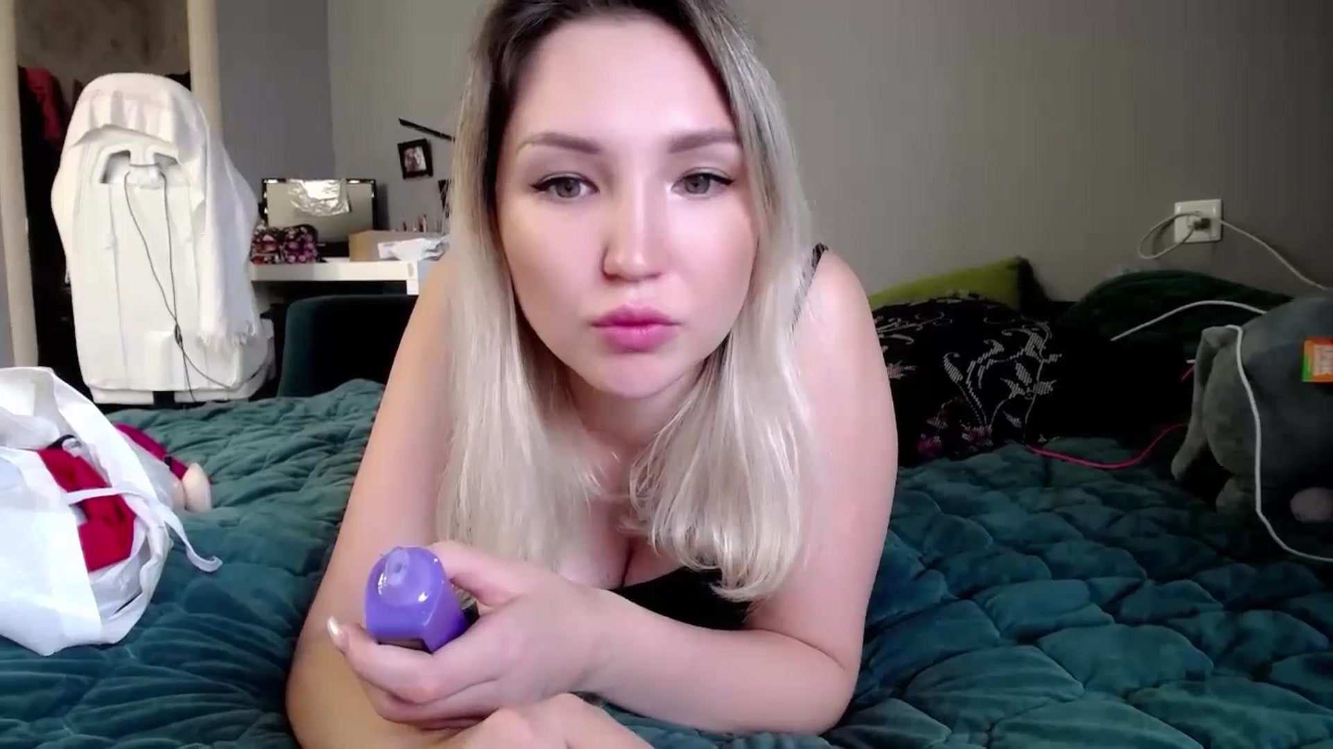 Gallery image thumbnail from Ashley_cutie_'s myfreecams stream on, 09/05/2024, 07:29 image 5 of 20