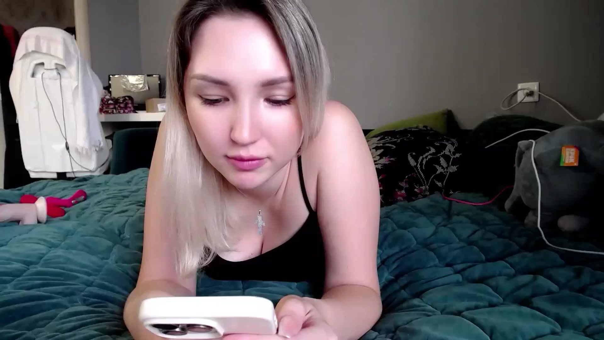 Gallery image thumbnail from Ashley_cutie_'s myfreecams stream on, 09/05/2024, 08:43 image 1 of 20