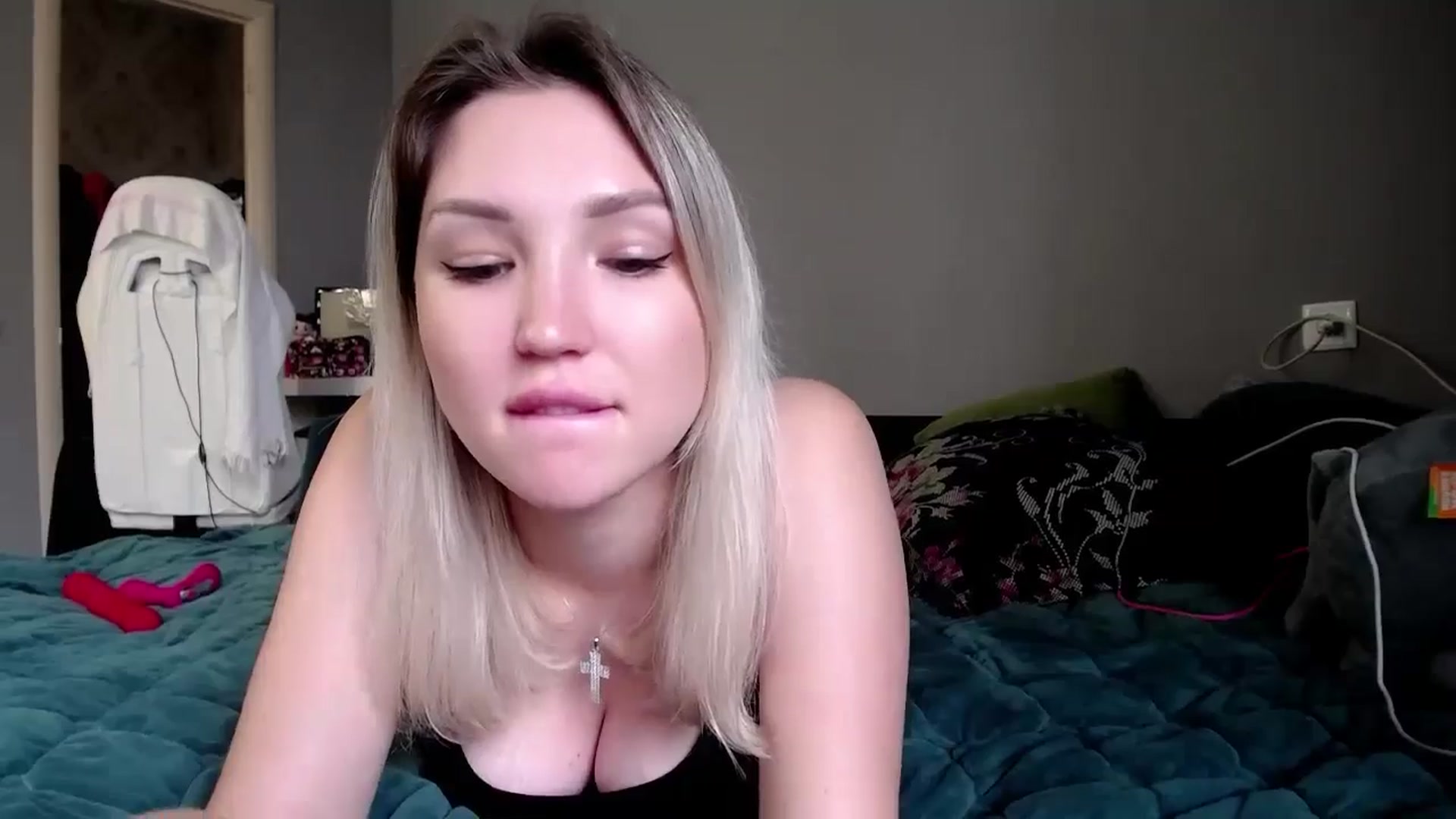 Gallery image thumbnail from Ashley_cutie_'s myfreecams stream on, 09/05/2024, 08:43 image 10 of 20