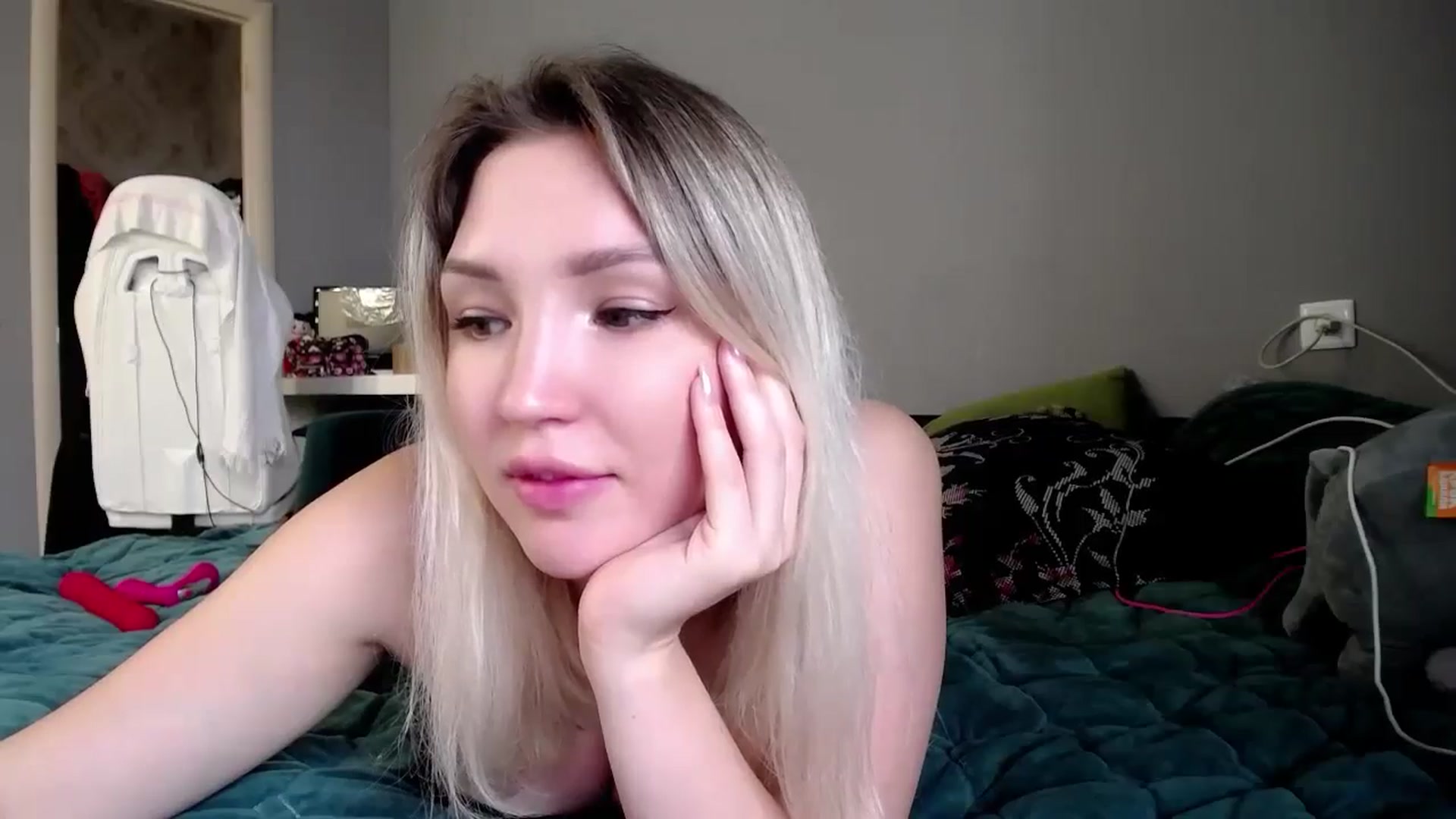 Gallery image thumbnail from Ashley_cutie_'s myfreecams stream on, 09/05/2024, 08:43 image 9 of 20