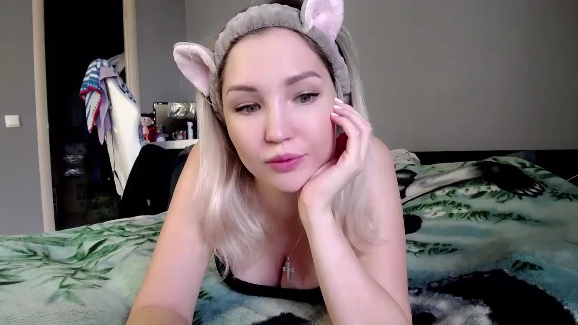 Gallery image thumbnail from Ashley_cutie_'s myfreecams stream on, 09/26/2024, 07:45 image 3 of 20