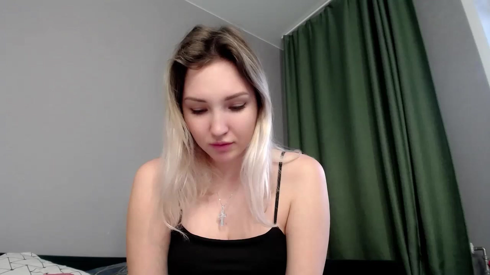Gallery image thumbnail from Ashley_cutie_'s myfreecams stream on, 09/26/2024, 11:03 image 16 of 20