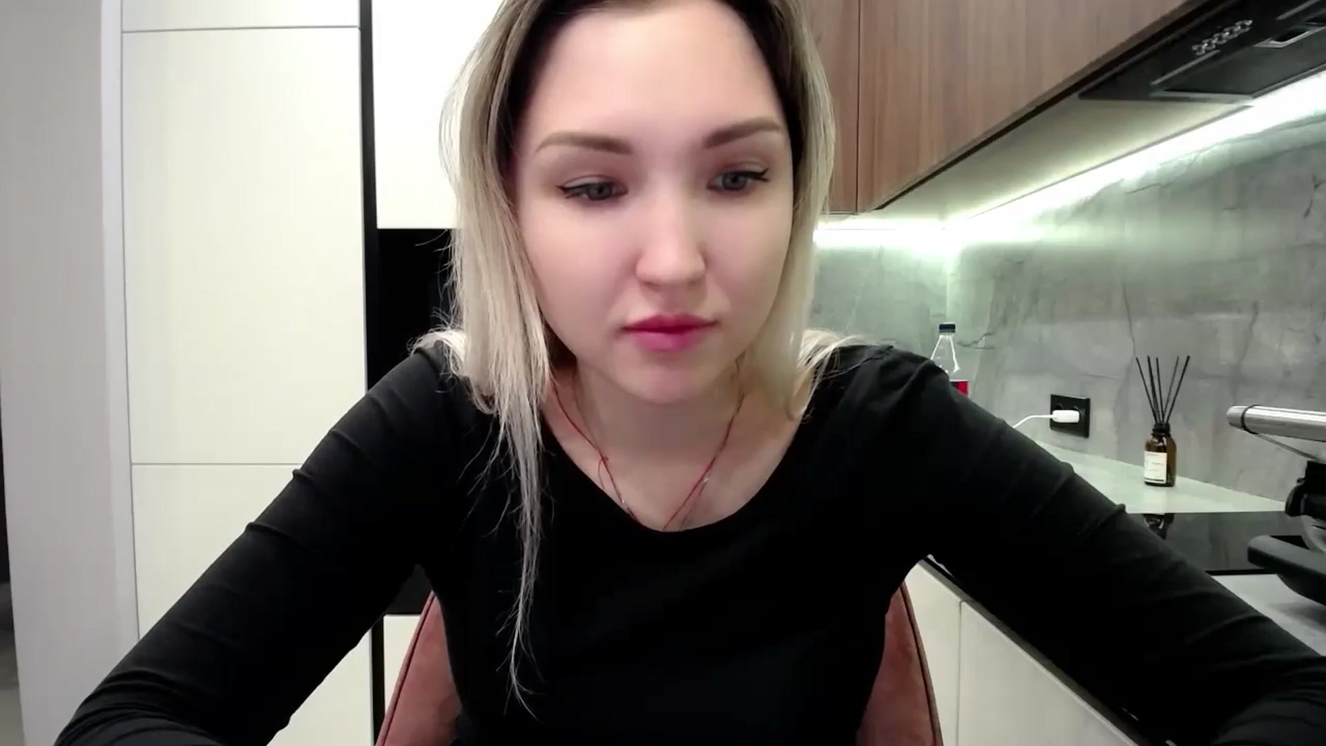 Gallery image thumbnail from Ashley_cutie_'s myfreecams stream on, 10/14/2024, 15:38 image 15 of 20