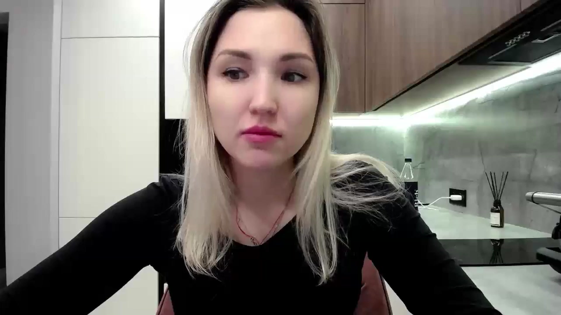 Gallery image thumbnail from Ashley_cutie_'s myfreecams stream on, 10/14/2024, 15:38 image 5 of 20