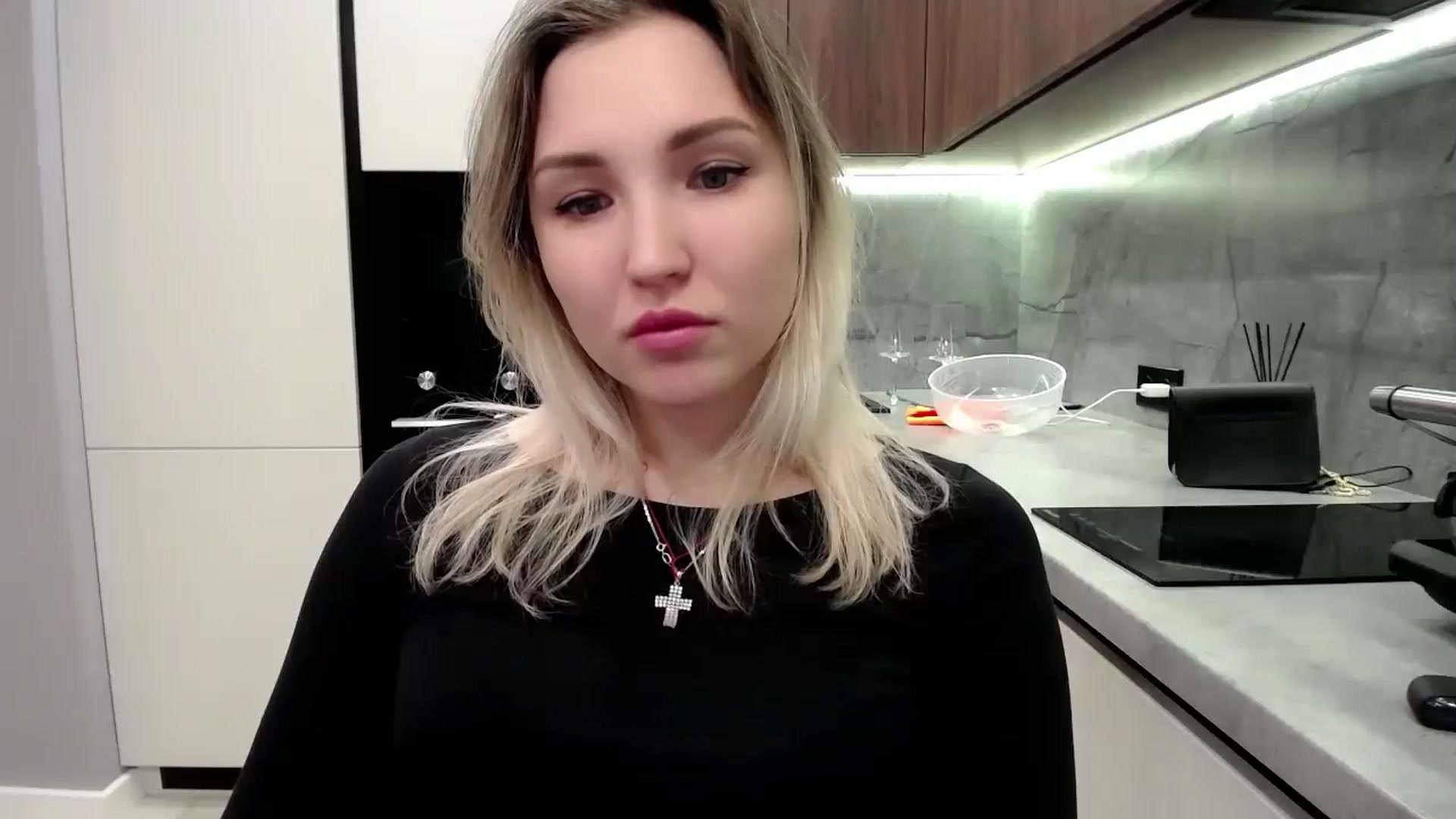 Gallery image thumbnail from Ashley_cutie_'s myfreecams stream on, 10/14/2024, 18:15 image 7 of 20
