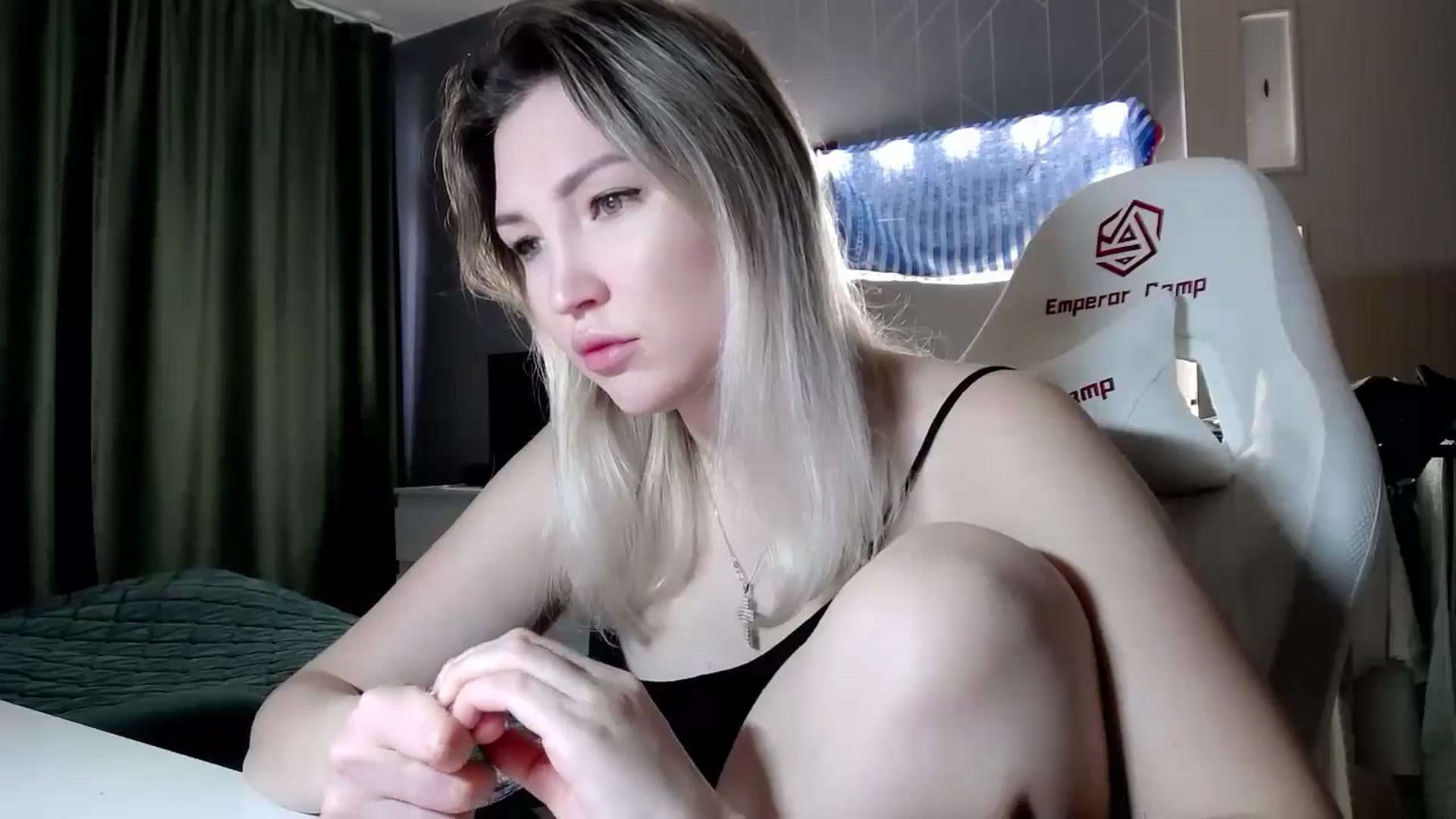 Gallery image thumbnail from Ashley_cutie_'s myfreecams stream on, 10/23/2024, 07:44 image 8 of 20