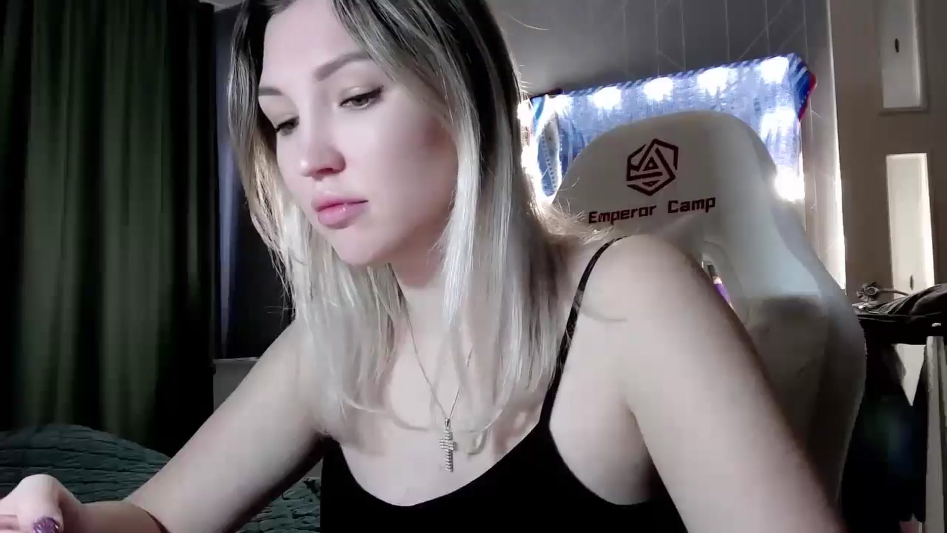 Gallery image thumbnail from Ashley_cutie_'s myfreecams stream on, 10/23/2024, 08:21 image 10 of 20