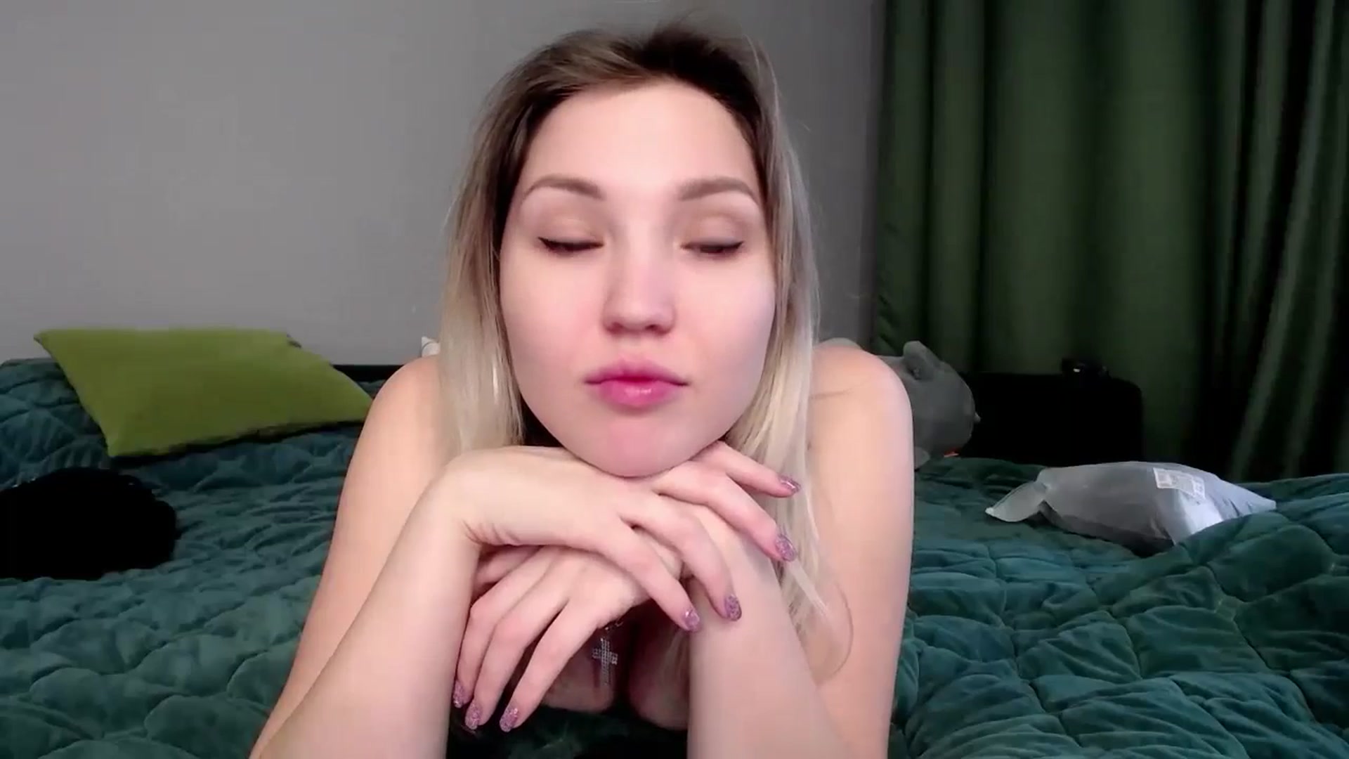 Gallery image thumbnail from Ashley_cutie_'s myfreecams stream on, 10/24/2024, 10:26 image 2 of 20