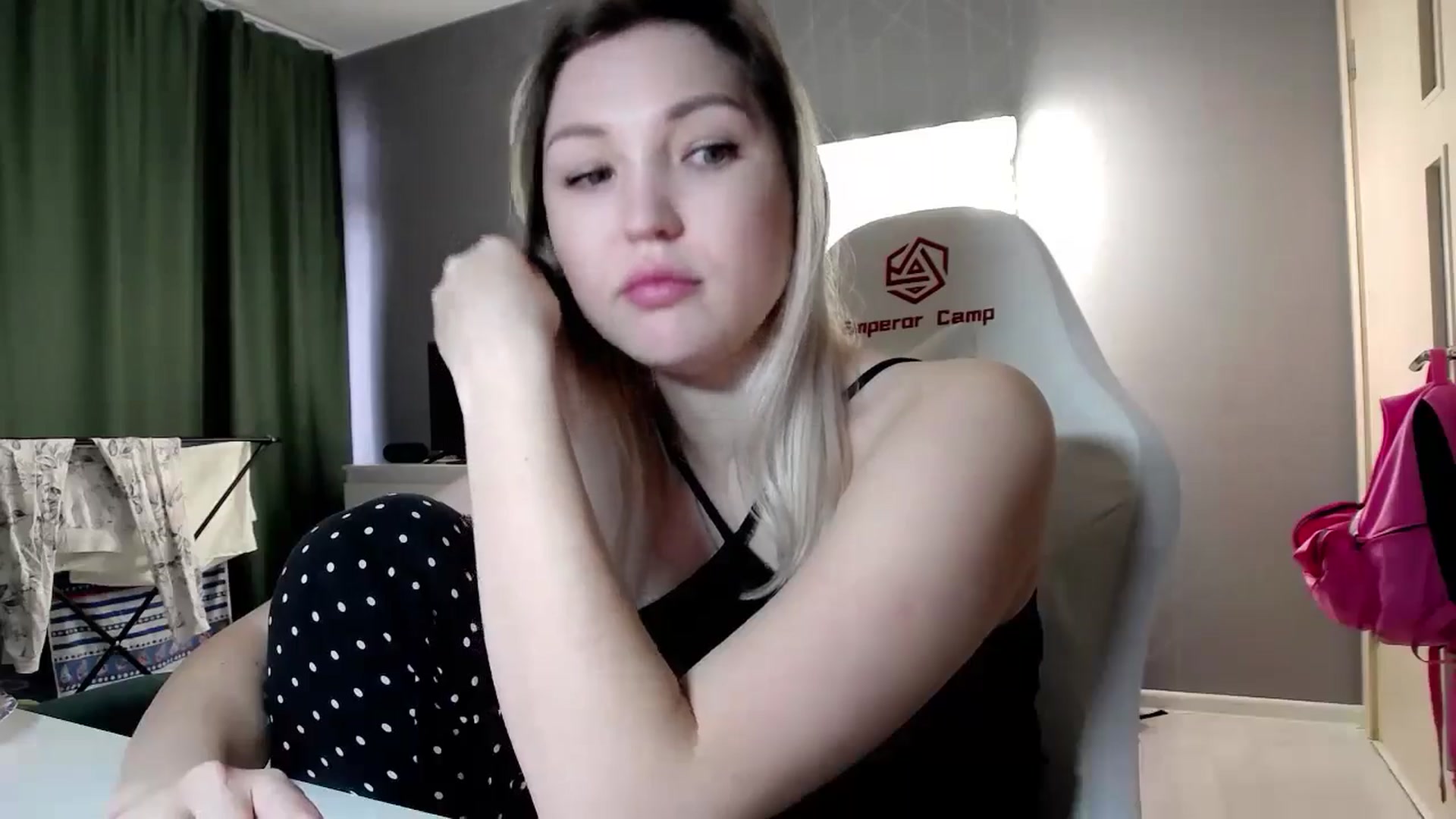 Gallery image thumbnail from Ashley_cutie_'s myfreecams stream on, 10/28/2024, 08:36 image 9 of 20