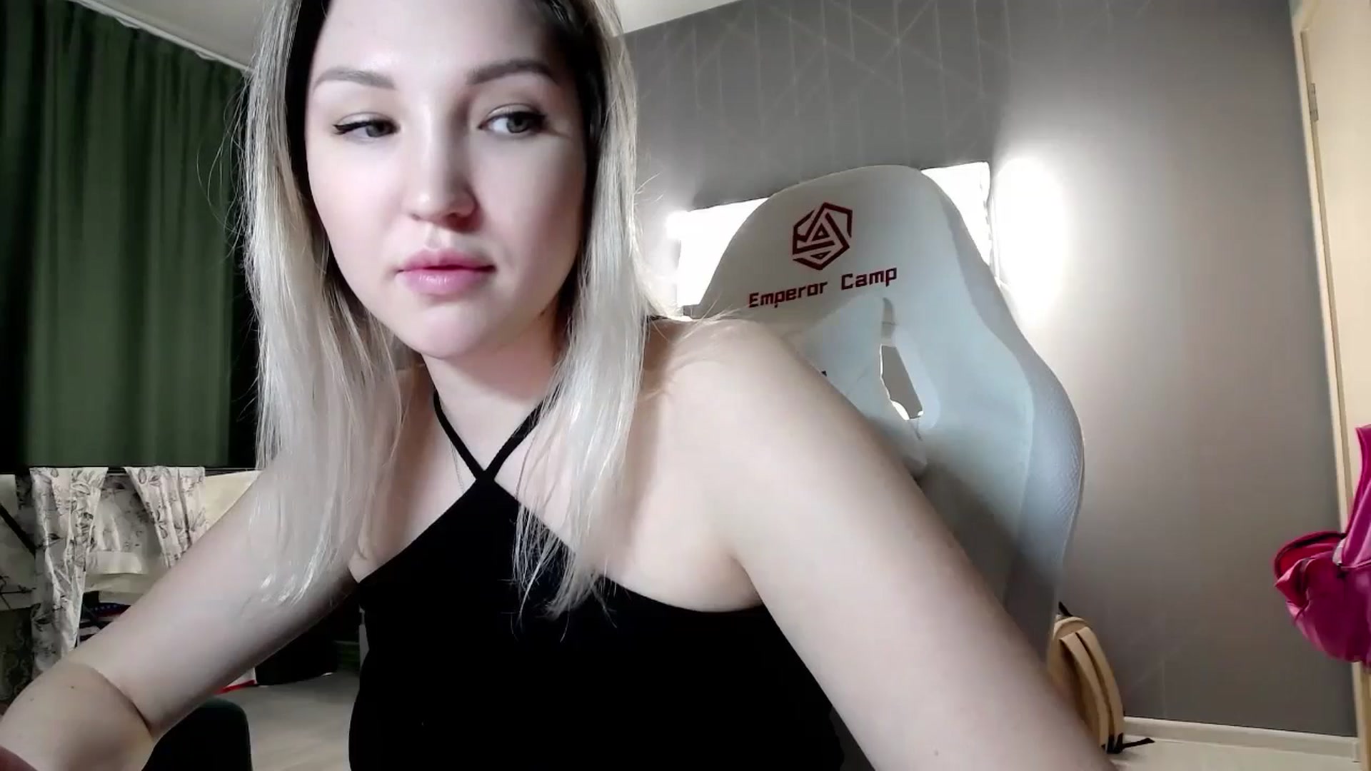 Gallery image thumbnail from Ashley_cutie_'s myfreecams stream on, 10/28/2024, 09:25 image 17 of 20