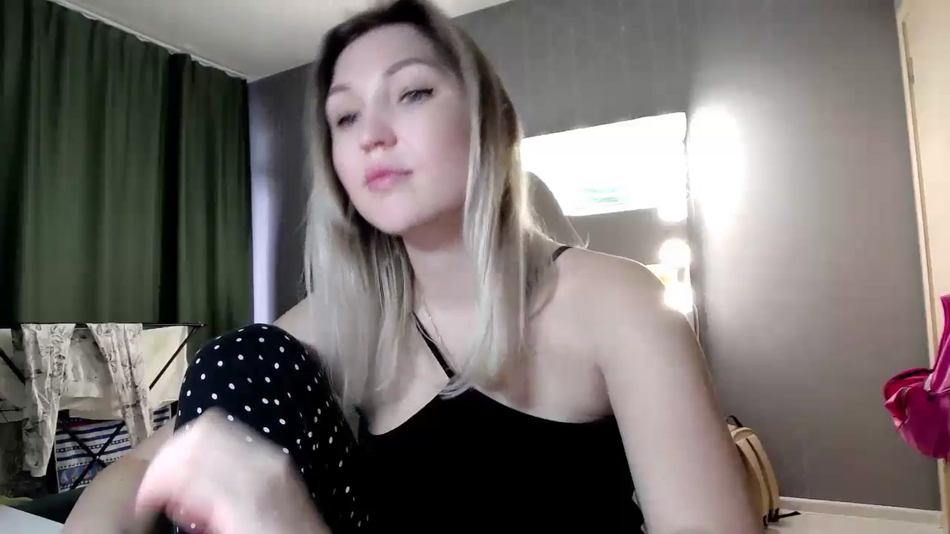 Gallery image thumbnail from Ashley_cutie_'s myfreecams stream on, 10/28/2024, 09:25 image 7 of 20