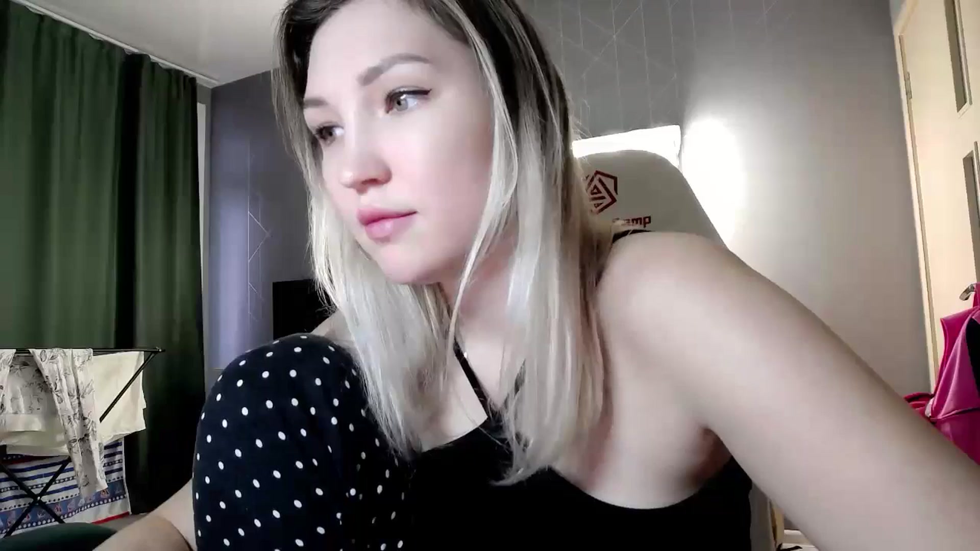 Gallery image thumbnail from Ashley_cutie_'s myfreecams stream on, 10/28/2024, 09:48 image 20 of 20