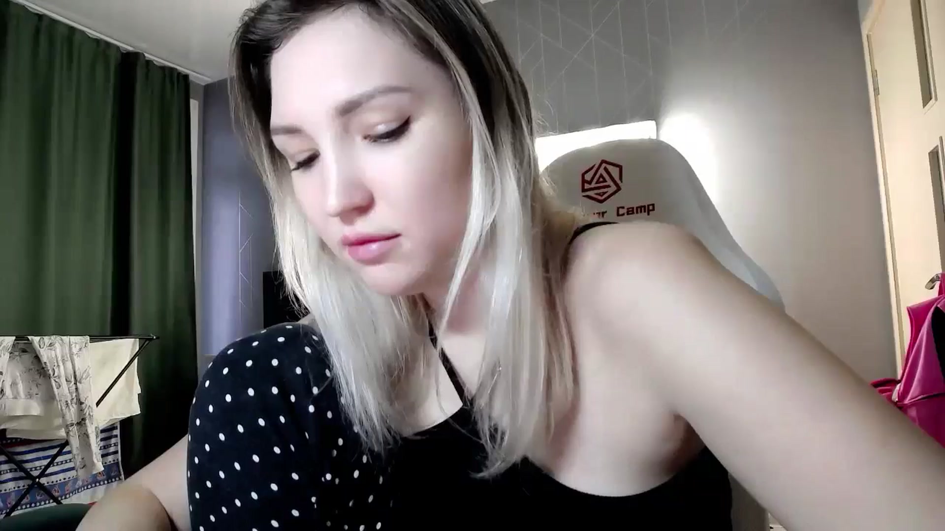 Gallery image thumbnail from Ashley_cutie_'s myfreecams stream on, 10/28/2024, 09:48 image 16 of 20
