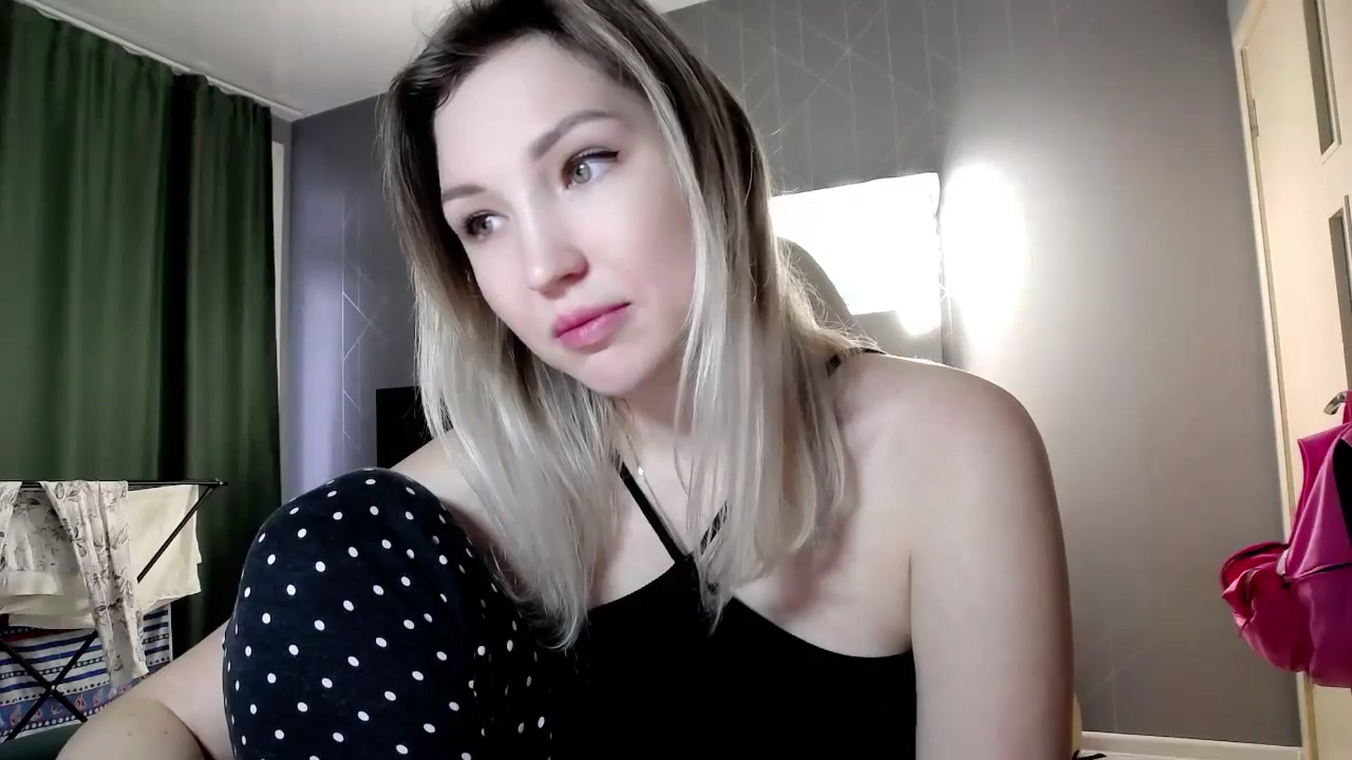 Gallery image thumbnail from Ashley_cutie_'s myfreecams stream on, 10/28/2024, 09:48 image 6 of 20