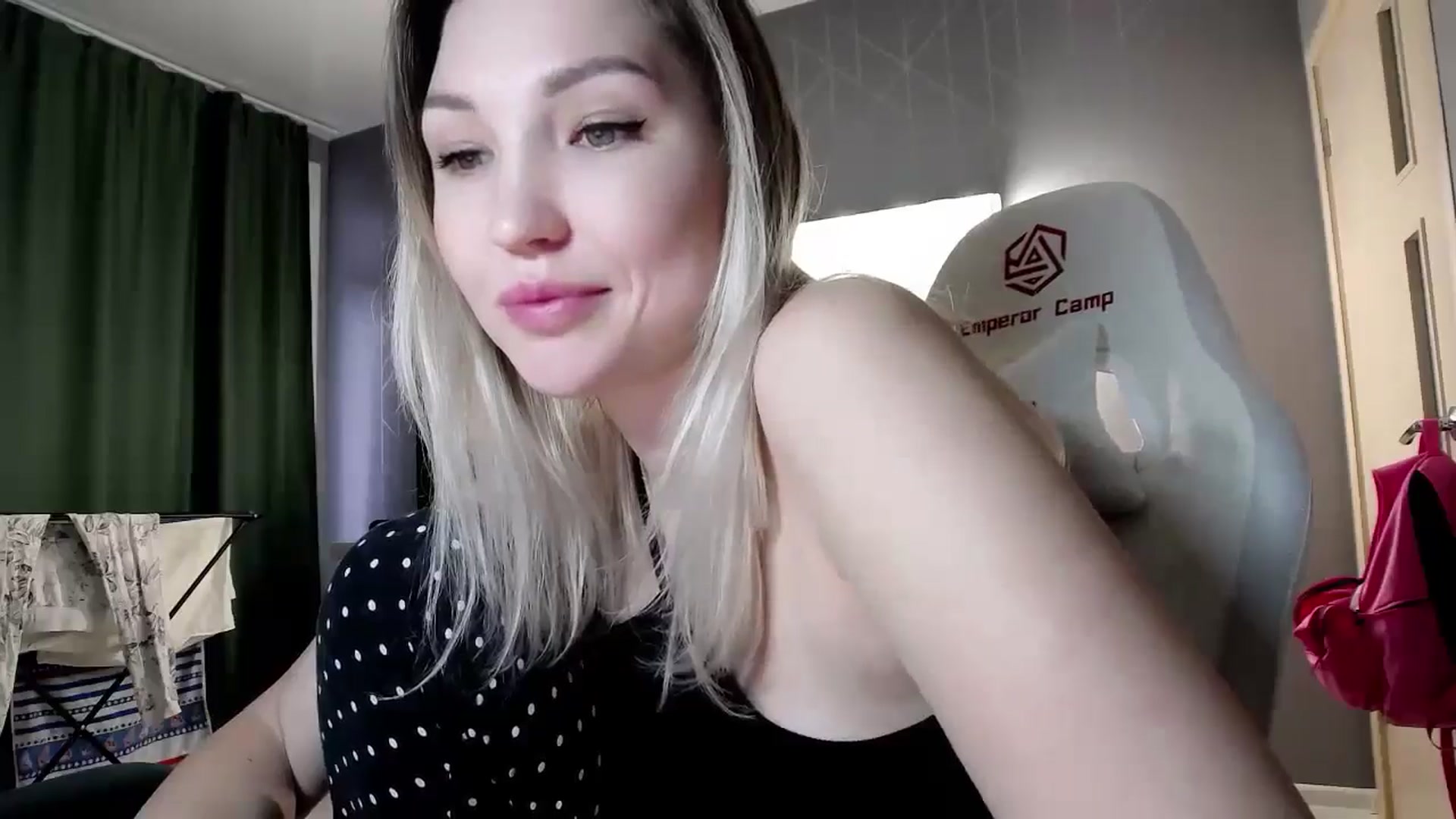 Gallery image thumbnail from Ashley_cutie_'s myfreecams stream on, 10/28/2024, 09:48 image 3 of 20