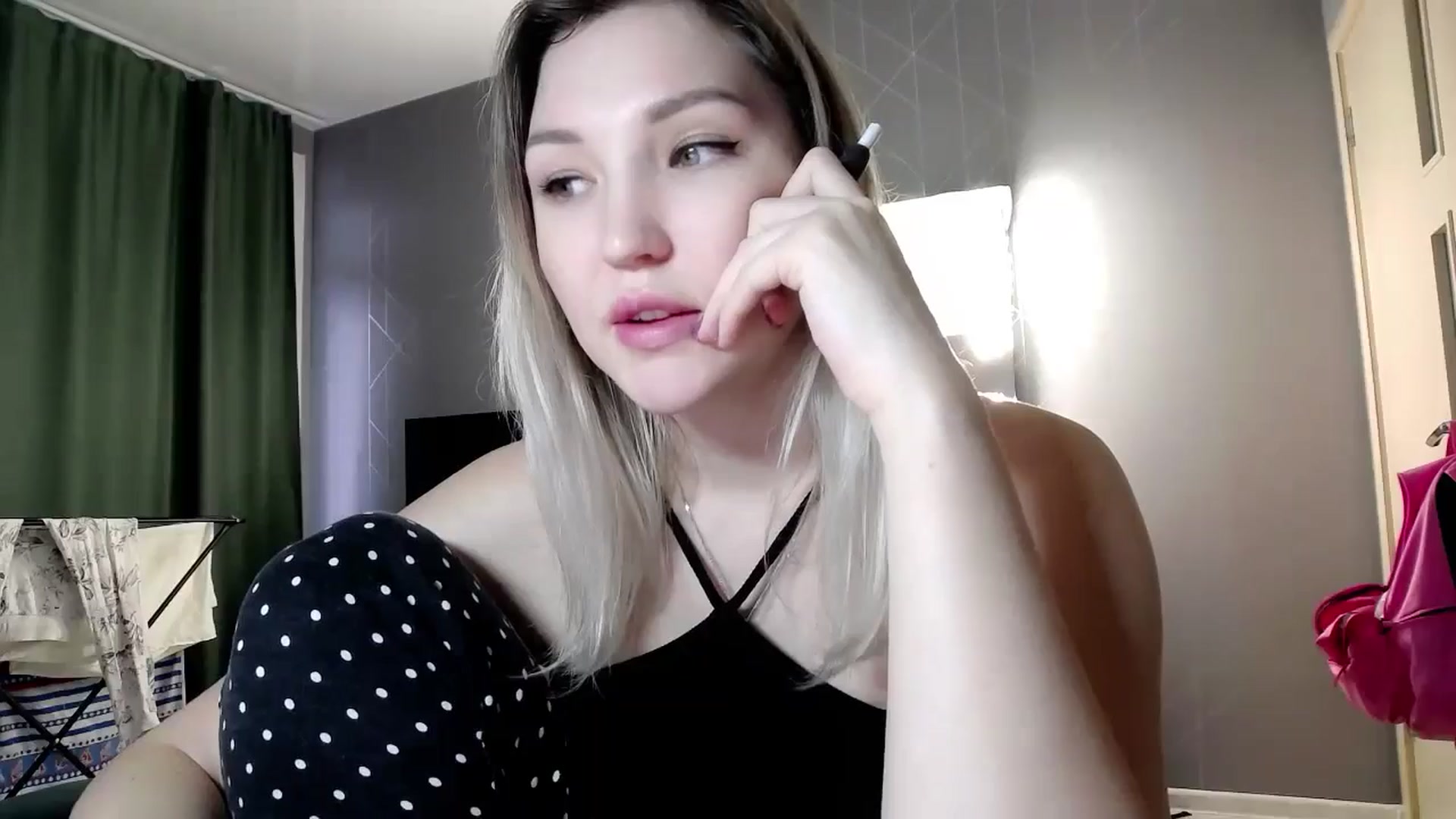 Gallery image thumbnail from Ashley_cutie_'s myfreecams stream on, 10/28/2024, 09:48 image 10 of 20