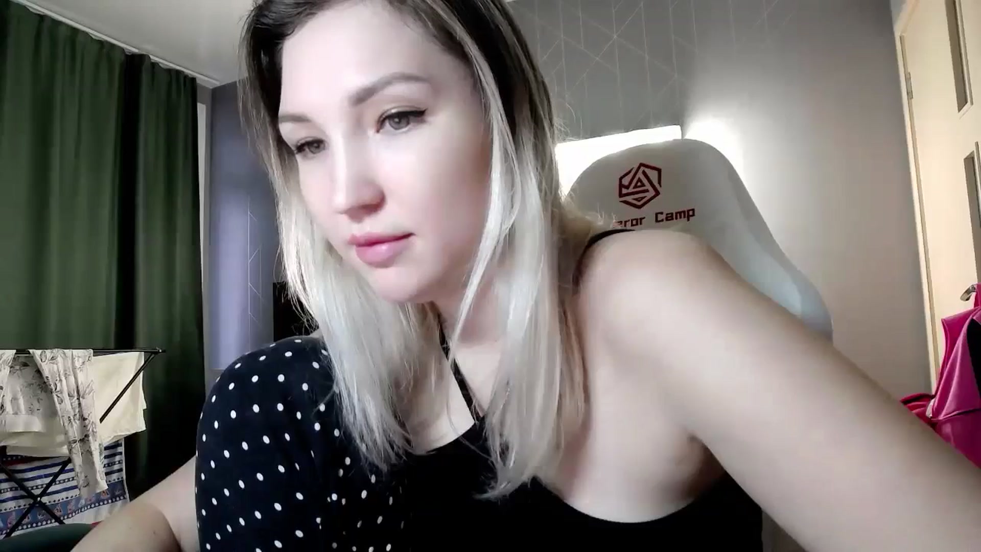 Gallery image thumbnail from Ashley_cutie_'s myfreecams stream on, 10/28/2024, 09:48 image 15 of 20