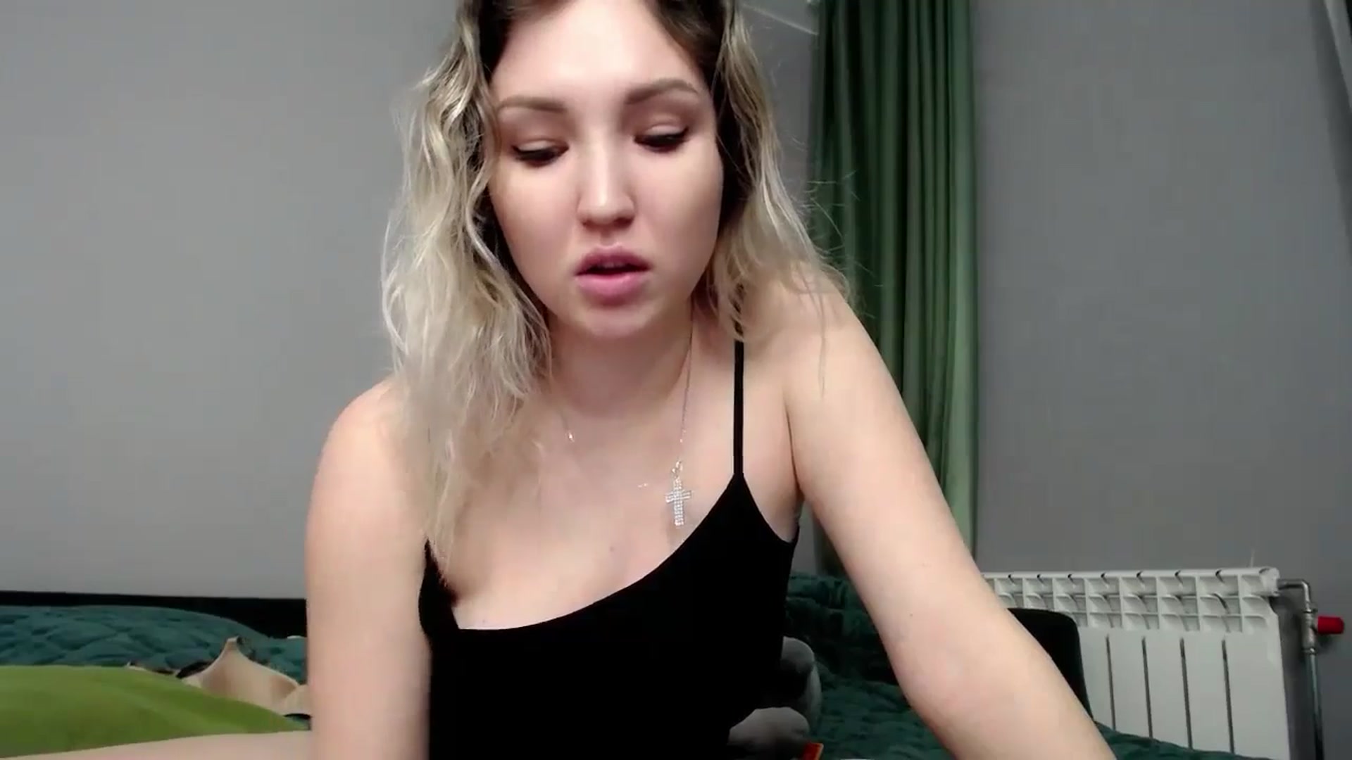 Gallery image thumbnail from Ashley_cutie_'s myfreecams stream on, 11/22/2024, 10:24 image 18 of 20