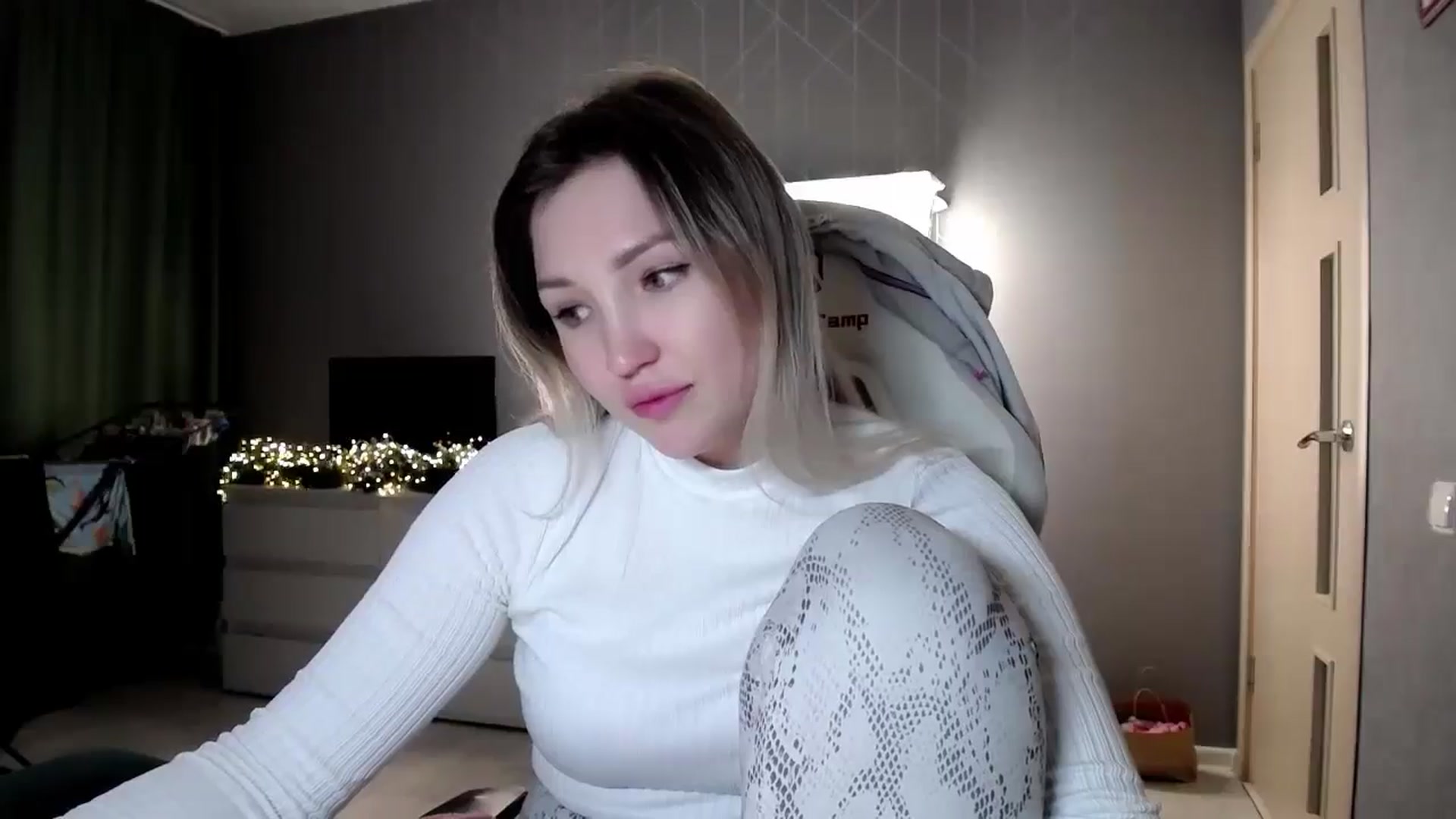 Gallery image thumbnail from Ashley_cutie_'s myfreecams stream on, 11/30/2024, 13:56 image 19 of 20