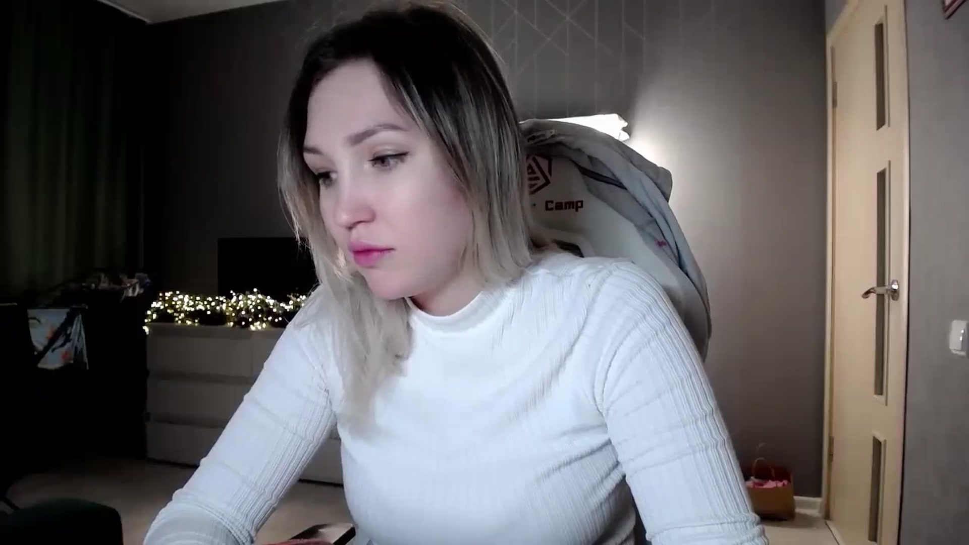 Gallery image thumbnail from Ashley_cutie_'s myfreecams stream on, 11/30/2024, 13:56 image 9 of 20
