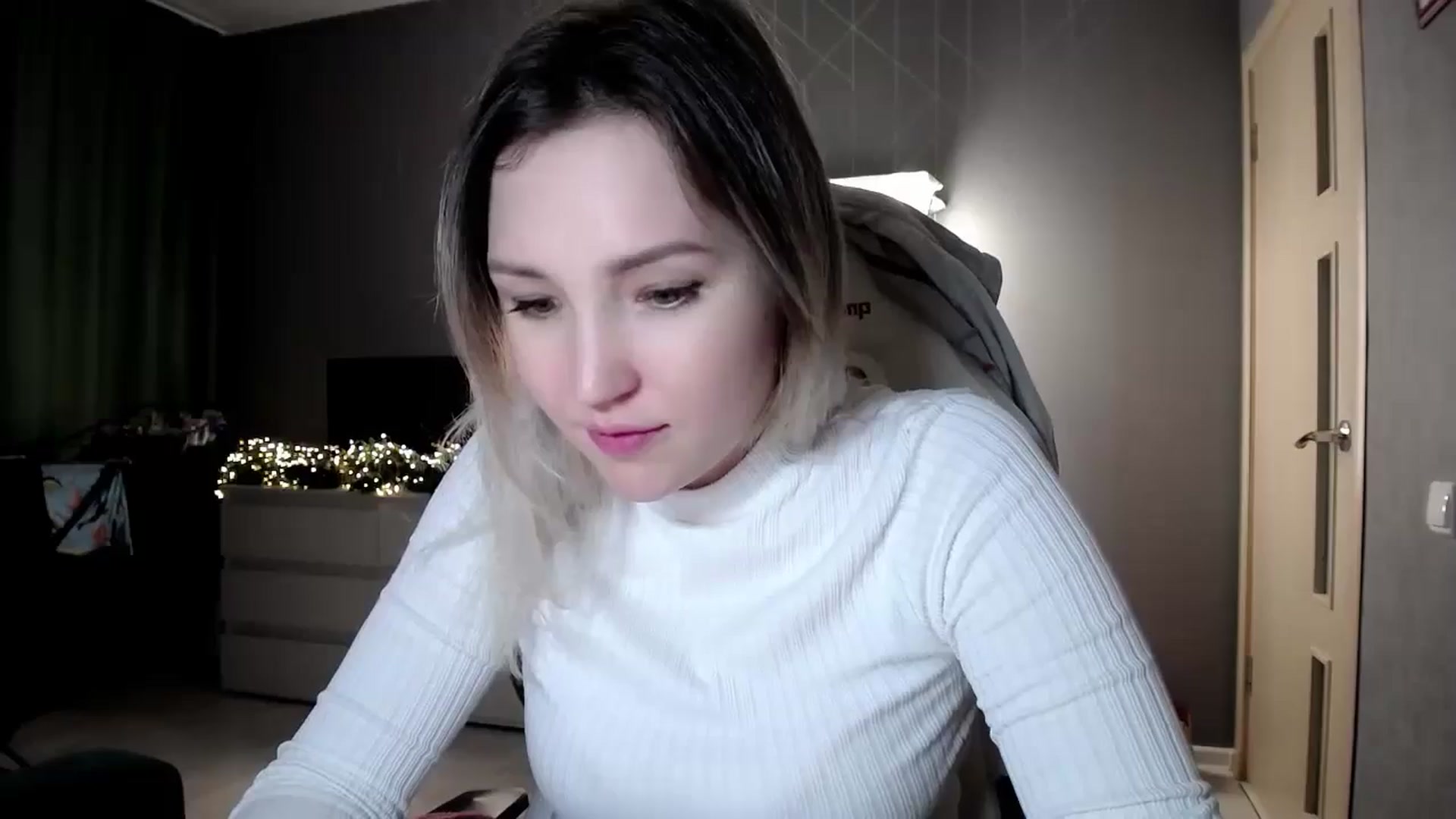 Gallery image thumbnail from Ashley_cutie_'s myfreecams stream on, 11/30/2024, 13:56 image 8 of 20