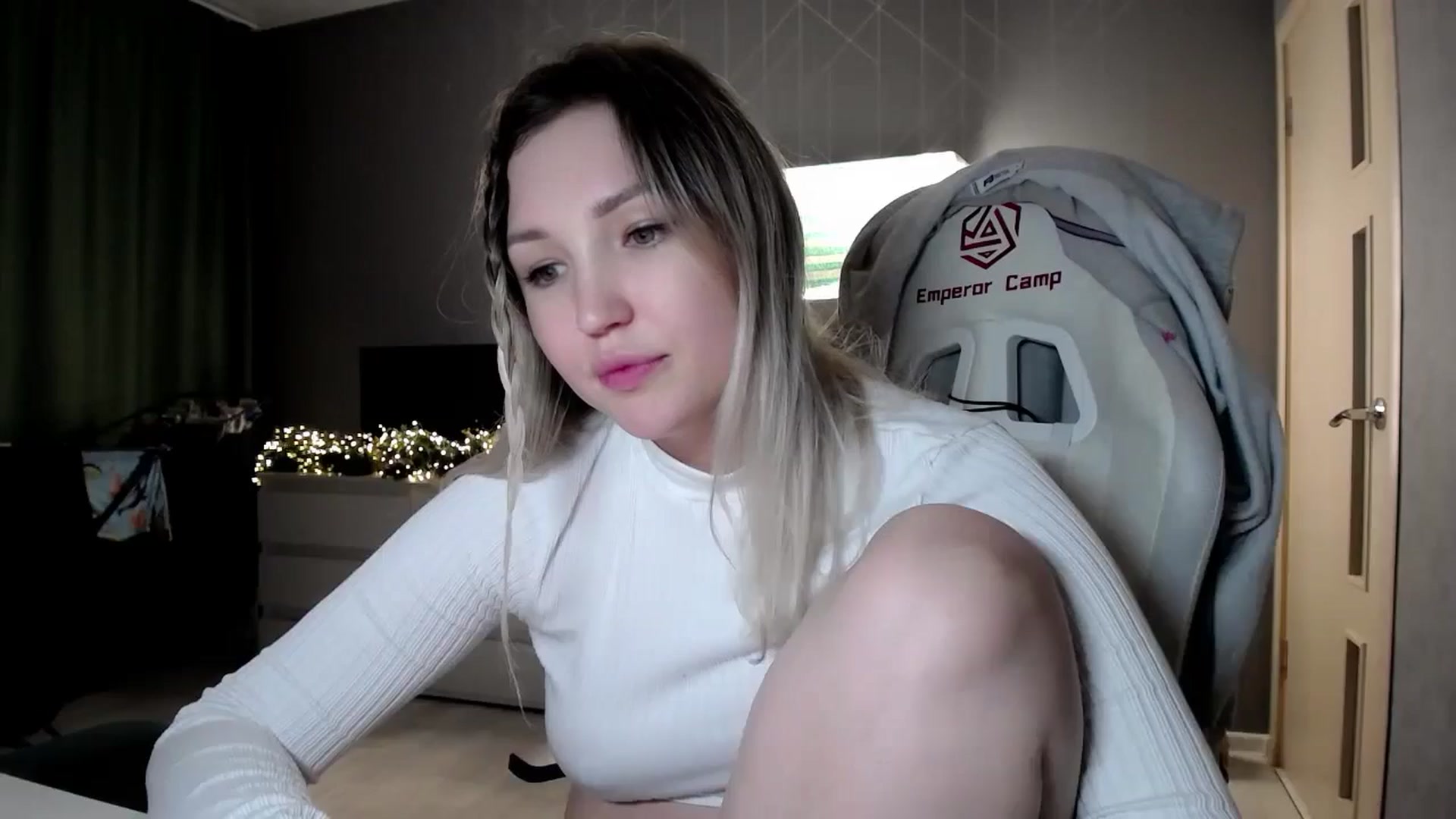 Gallery image thumbnail from Ashley_cutie_'s myfreecams stream on, 11/30/2024, 14:54 image 15 of 20