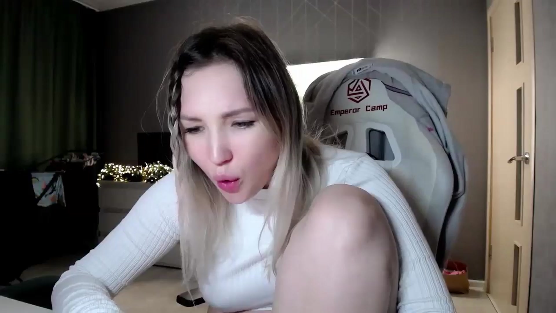 Gallery image thumbnail from Ashley_cutie_'s myfreecams stream on, 11/30/2024, 14:54 image 9 of 20