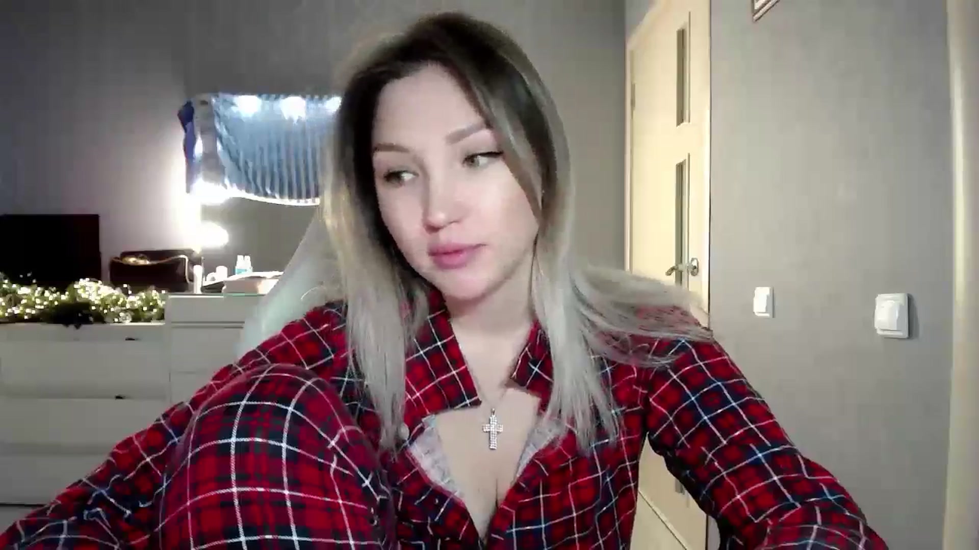 Gallery image thumbnail from Ashley_cutie_'s myfreecams stream on, 01/26/2025, 10:28 image 10 of 20