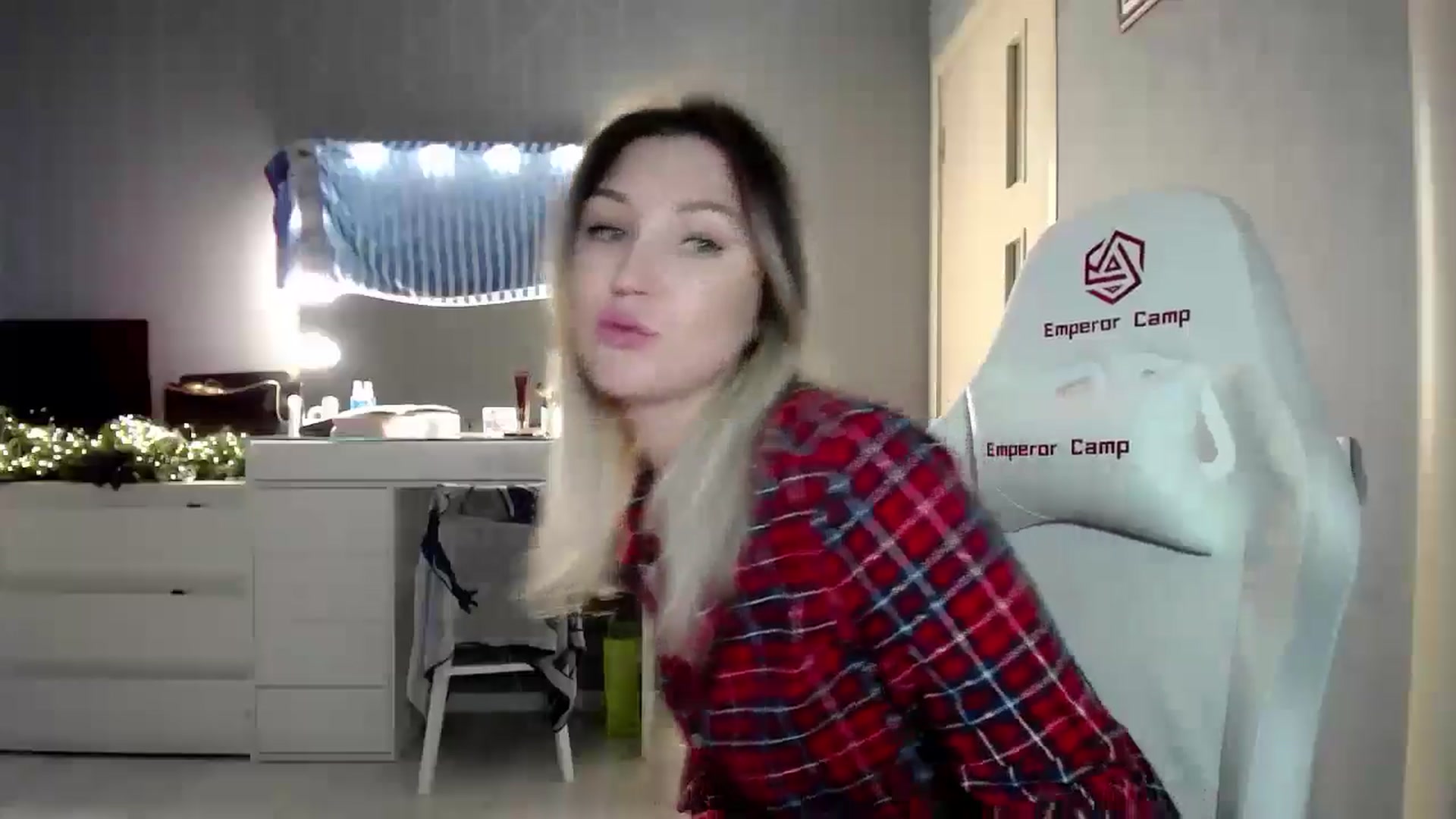 Gallery image thumbnail from Ashley_cutie_'s myfreecams stream on, 01/26/2025, 10:28 image 12 of 20