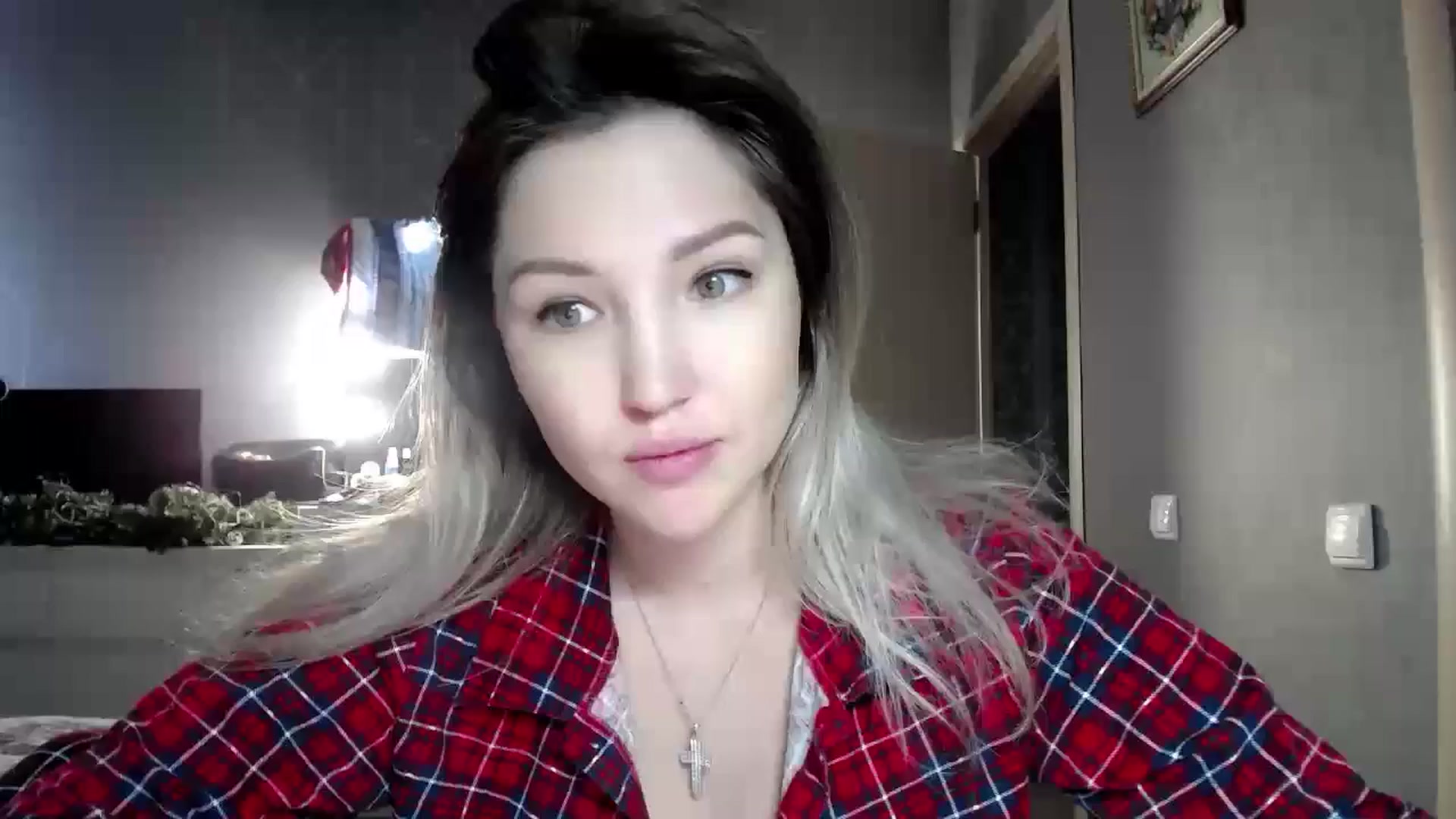 Gallery image thumbnail from Ashley_cutie_'s myfreecams stream on, 01/27/2025, 07:42 image 1 of 20