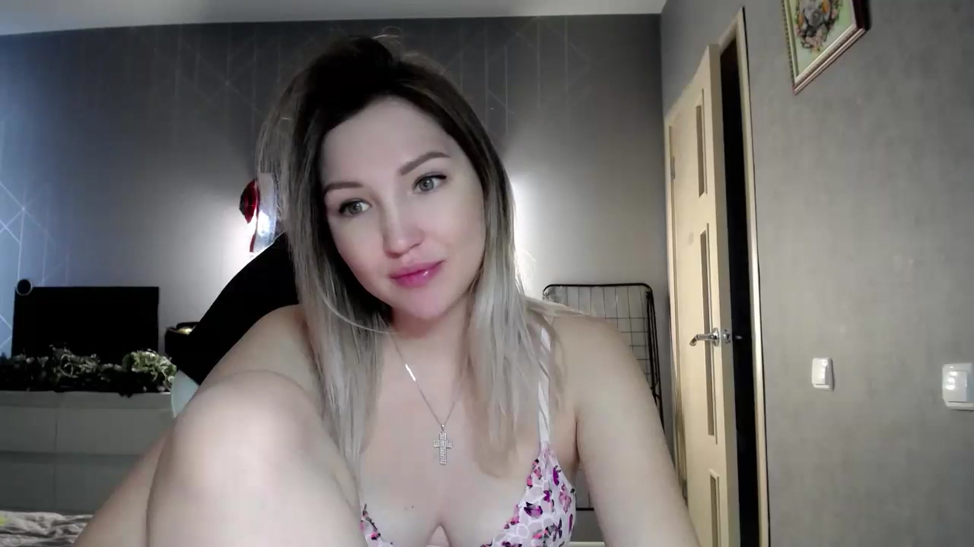 Gallery image thumbnail from Ashley_cutie_'s myfreecams stream on, 01/27/2025, 07:42 image 16 of 20