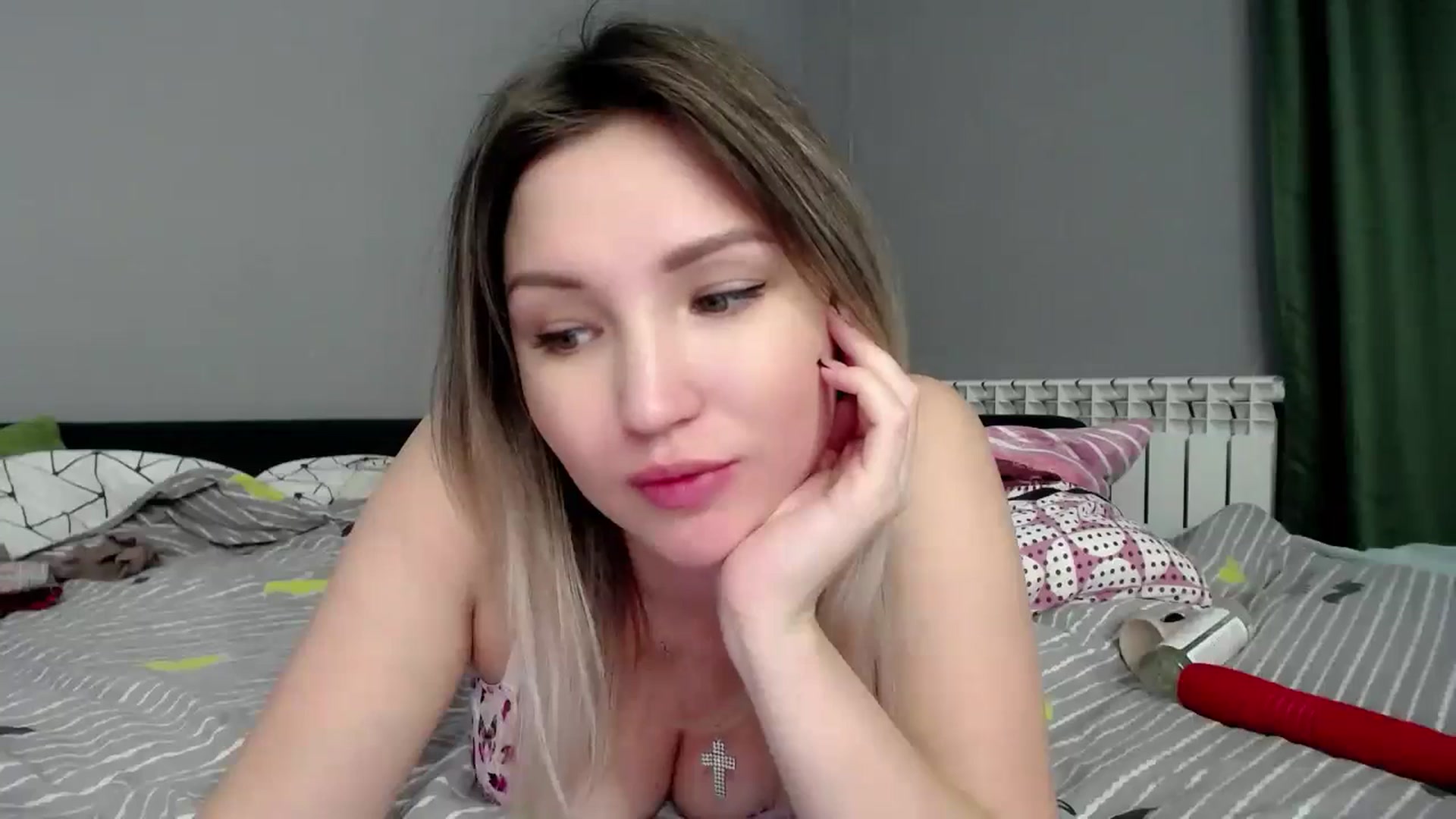 Gallery image thumbnail from Ashley_cutie_'s myfreecams stream on, 01/27/2025, 08:56 image 16 of 20