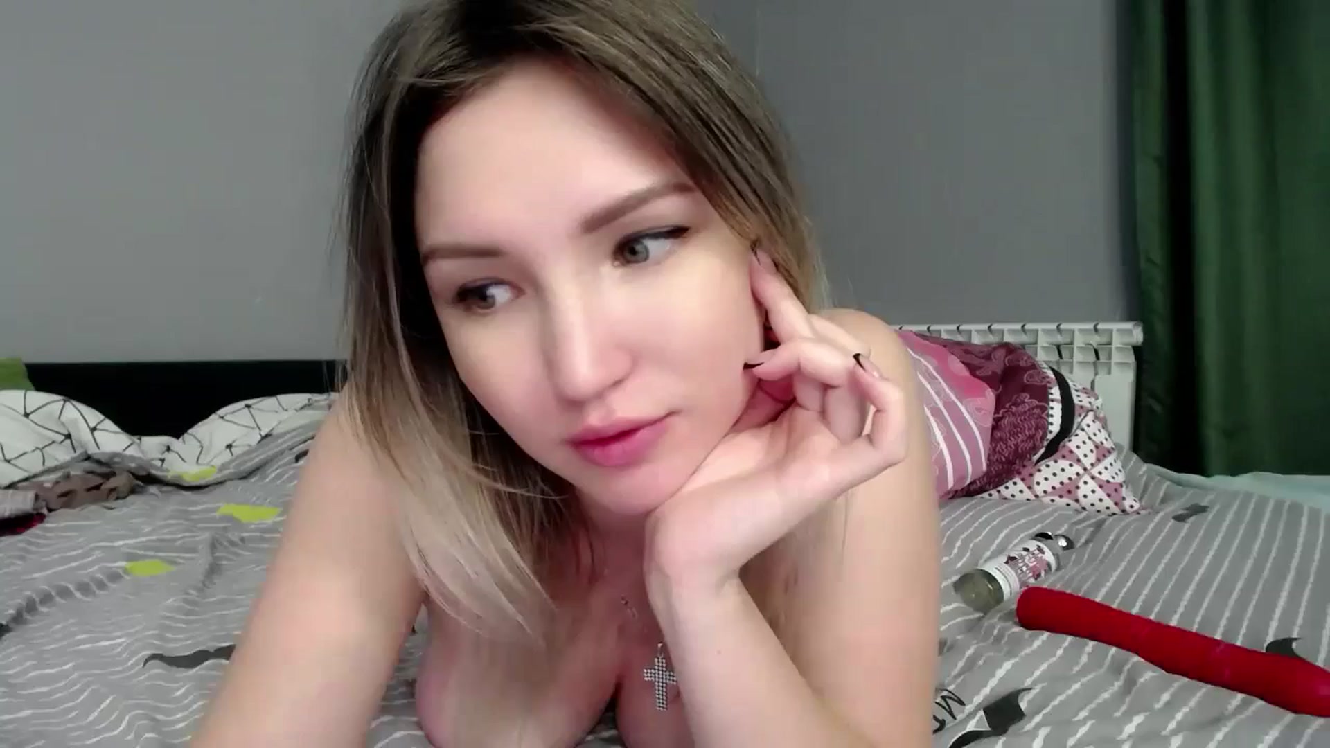 Gallery image thumbnail from Ashley_cutie_'s myfreecams stream on, 01/27/2025, 09:20 image 9 of 20
