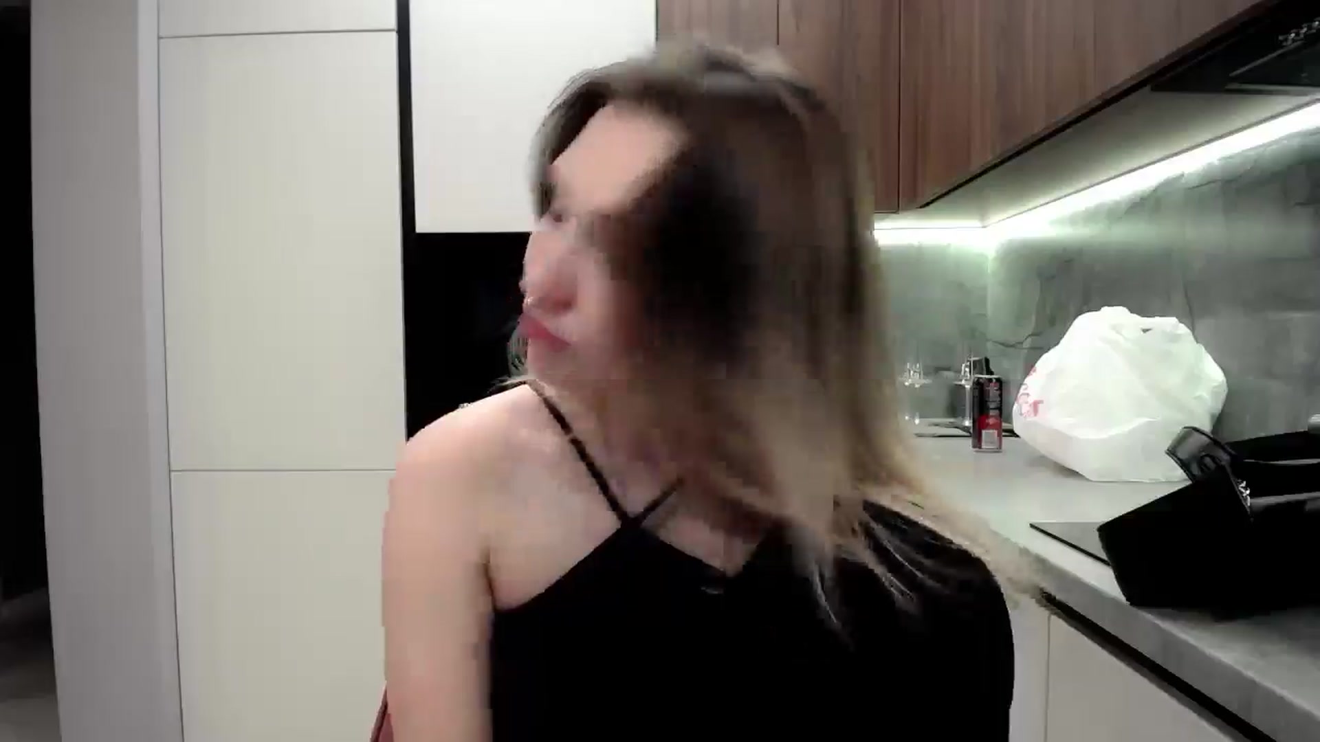 Gallery image thumbnail from Ashley_cutie_'s myfreecams stream on, 05/30/2025, 14:45 image 16 of 20