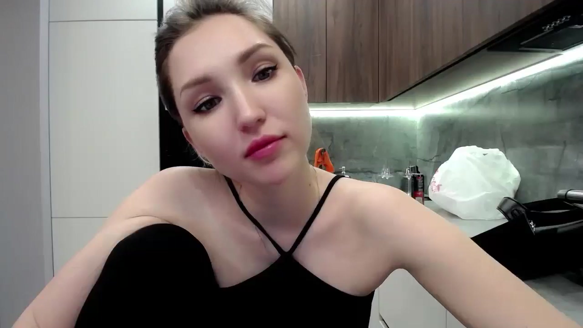 Gallery image thumbnail from Ashley_cutie_'s myfreecams stream on, 05/30/2025, 15:59 image 5 of 20